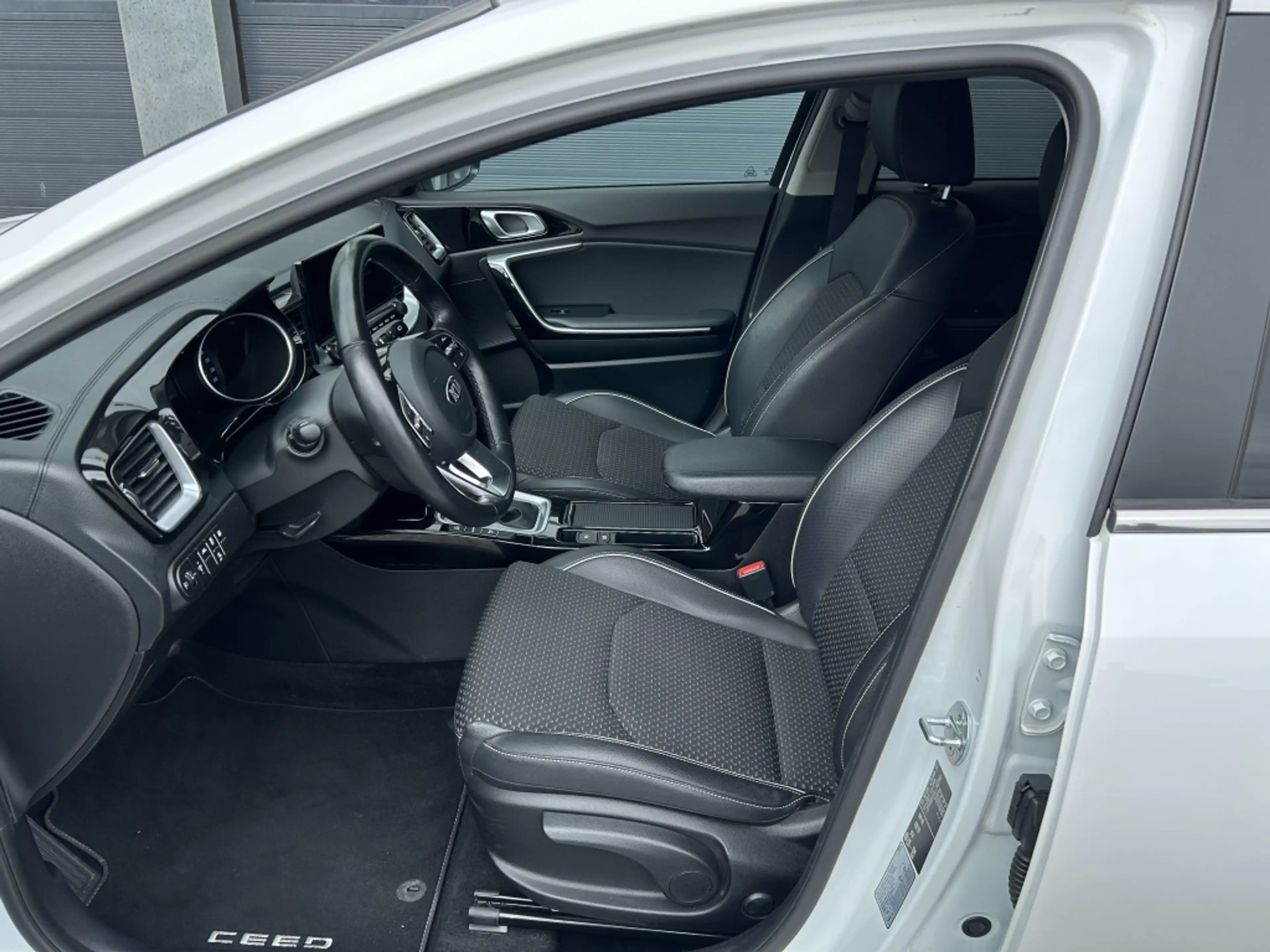 Kia Ceed SW / cee'd SW 1.6 GDI PHEV 141pk DCT6 DynamicPlusLine — photo 5