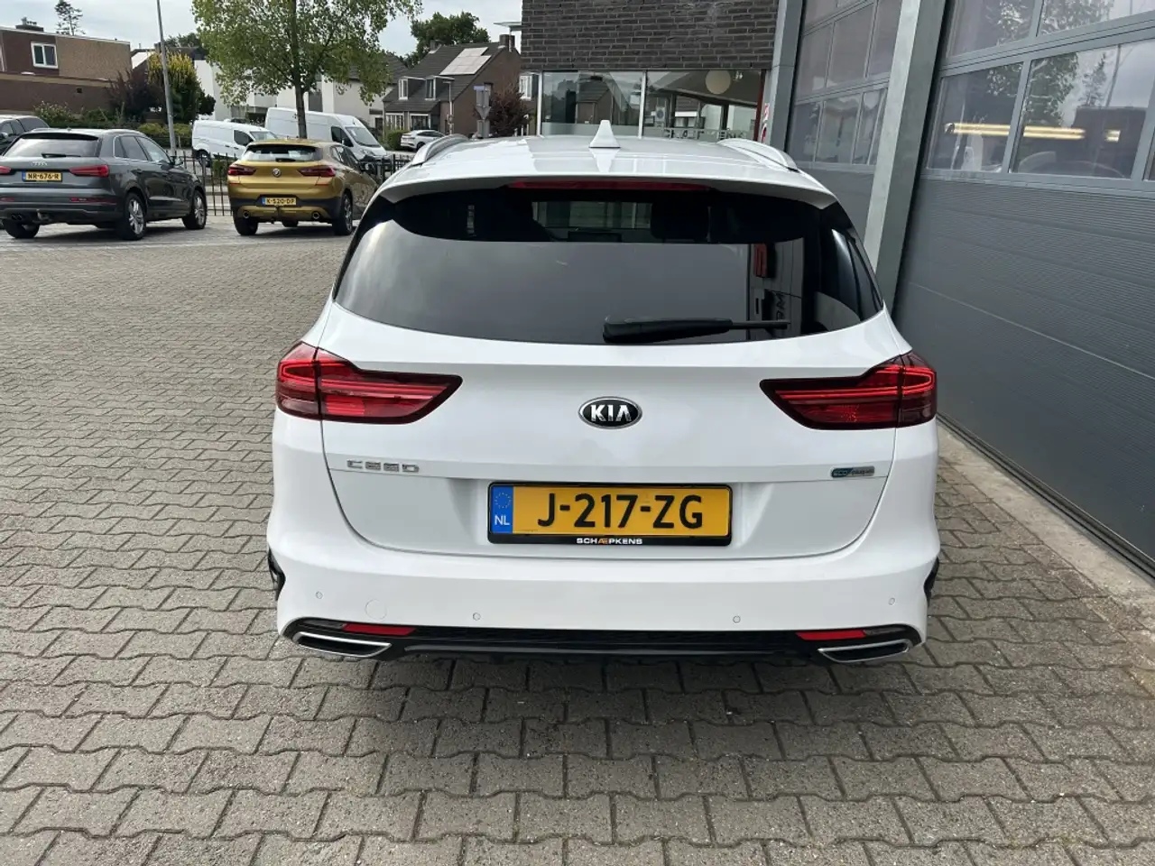 Kia Ceed 1.6 GDI PHEV 141pk DCT6 DynamicPlusLine, миниатюра 13