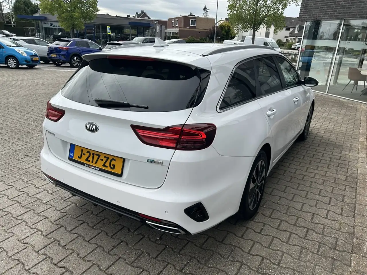 Kia Ceed 1.6 GDI PHEV 141pk DCT6 DynamicPlusLine, миниатюра 14