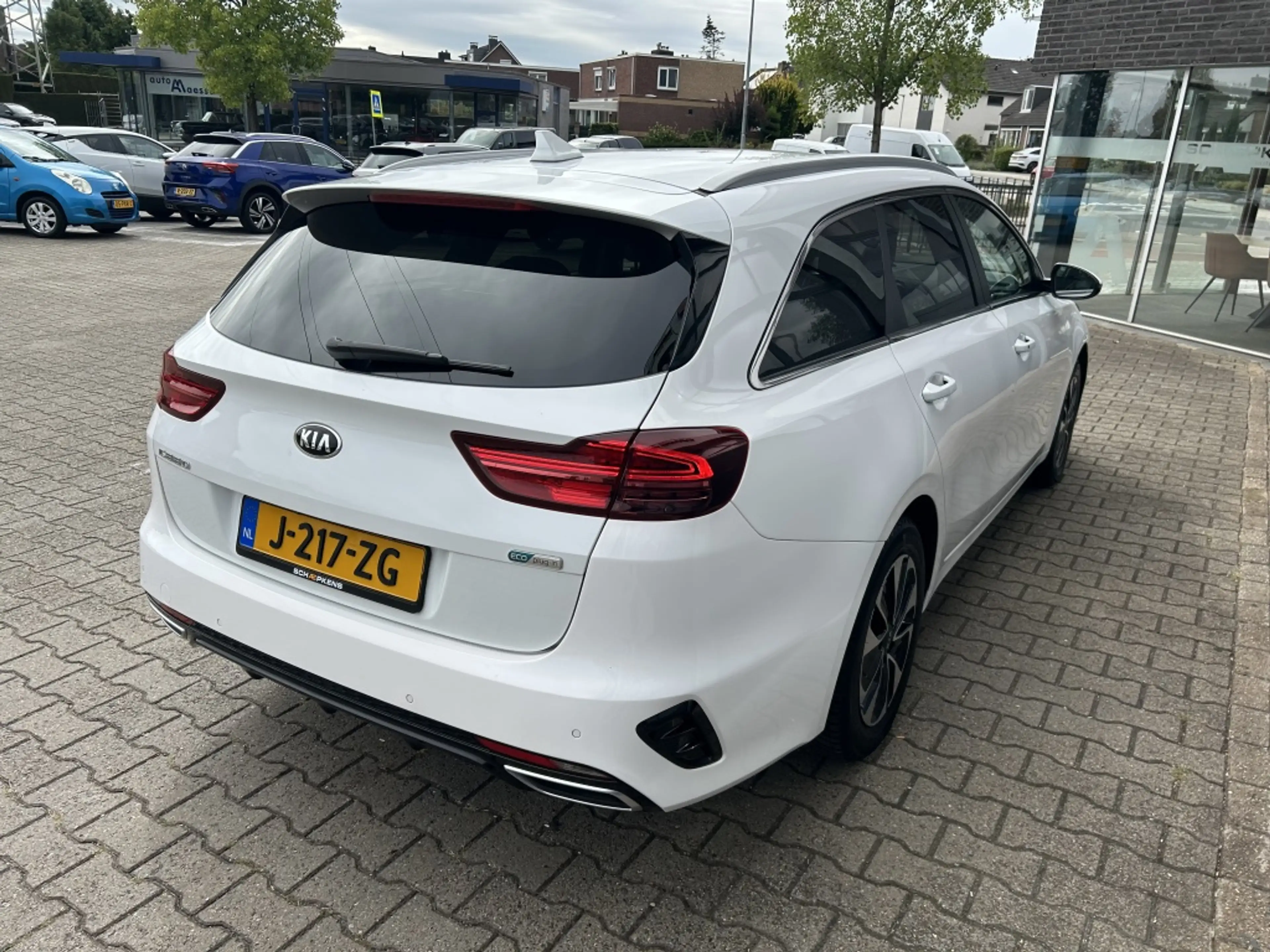 Kia Ceed SW / cee'd SW 1.6 GDI PHEV 141pk DCT6 DynamicPlusLine — photo 14