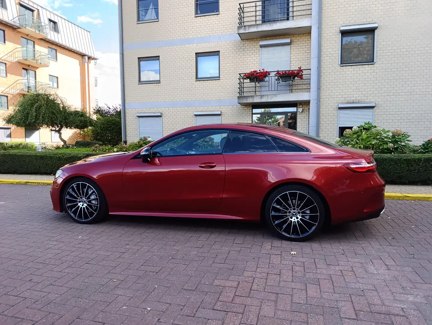 Mercedes-Benz E 200 Classe Coupé 9G-Tronic AMG pack - 1