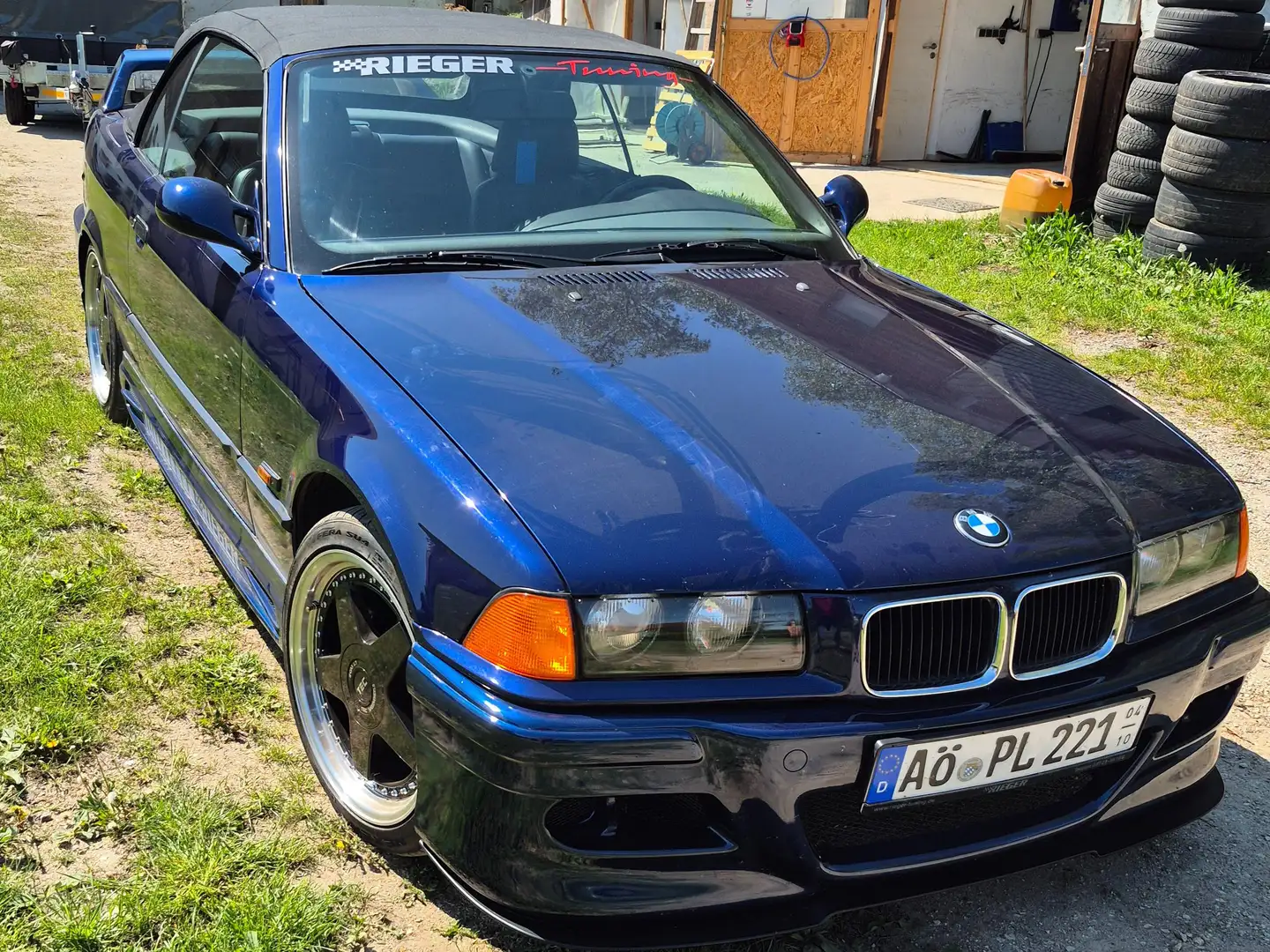 BMW 318 Cabrio Azul - 2