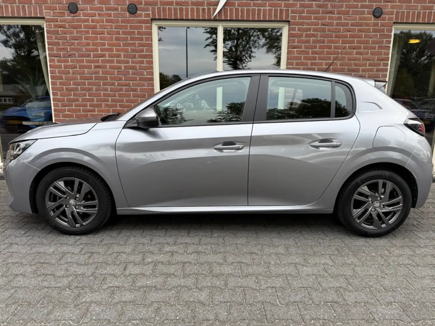Peugeot 208 1.2 PT BL Active NAVI / LMV / PDC / AIRCO / CRUISE Gris - 2