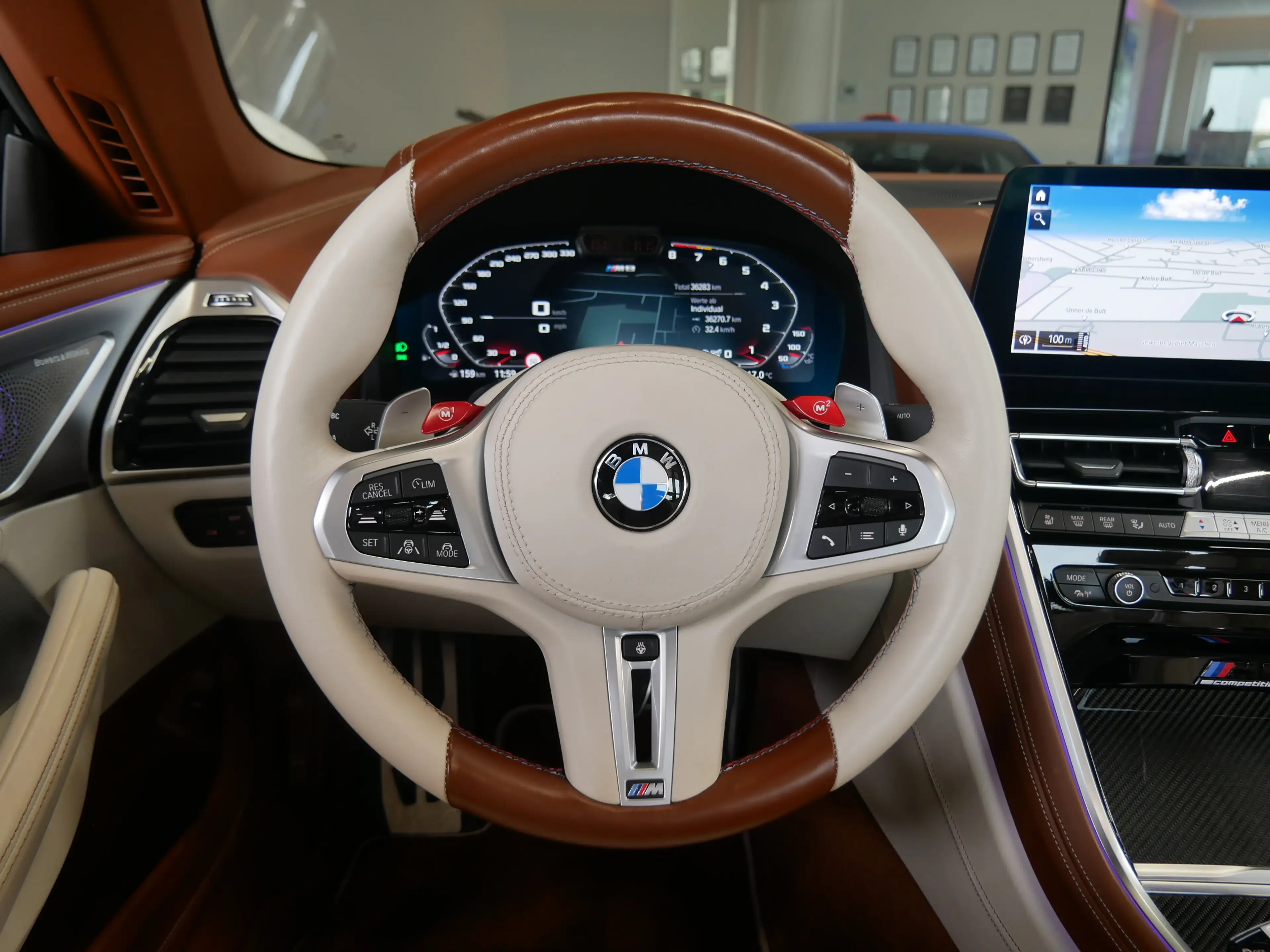BMW M8 Competition Carbon B&W 21 Wheelforce TV 360° — photo 15