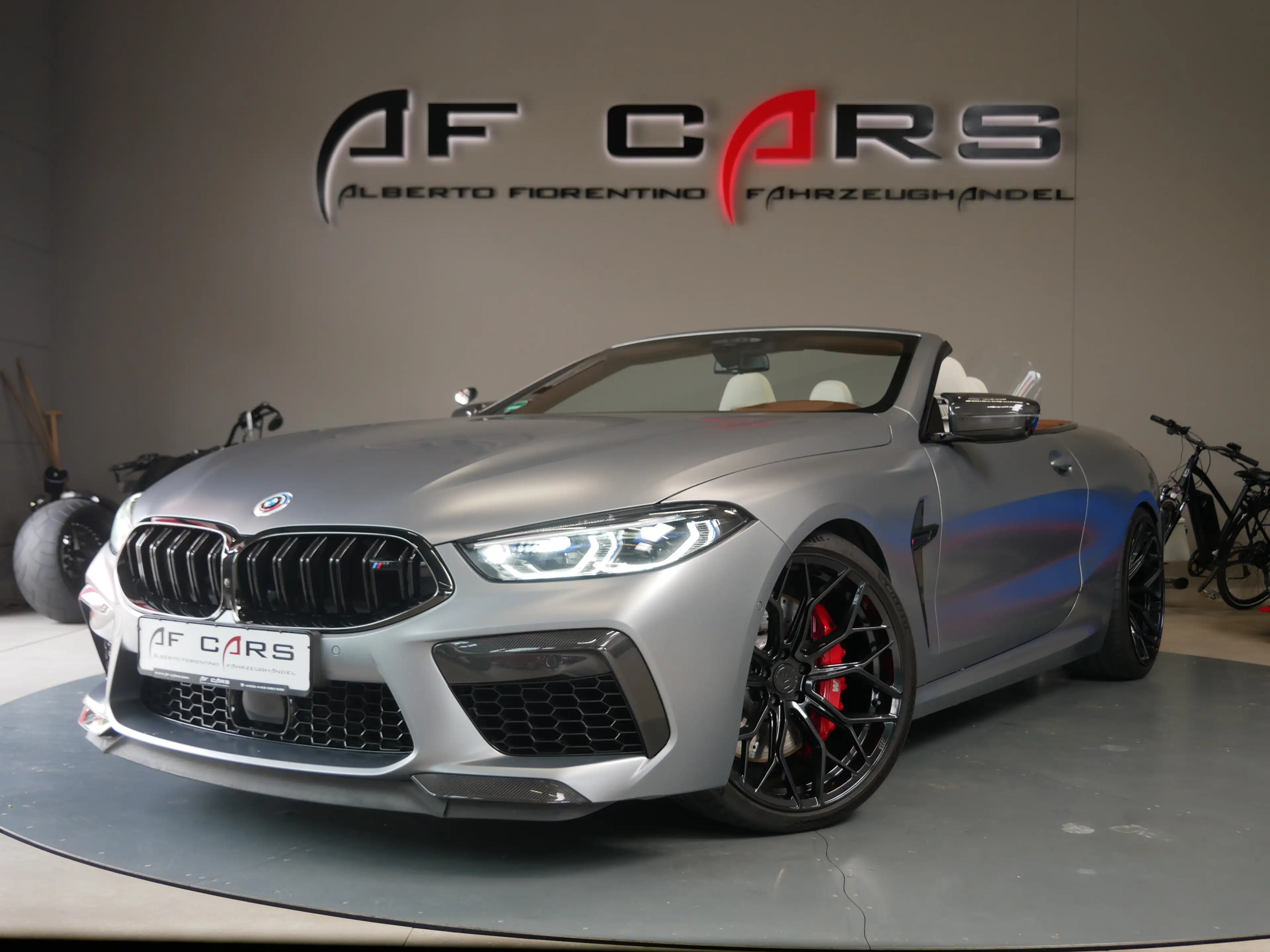 BMW M8 Competition Carbon B&W 21 Wheelforce TV 360°