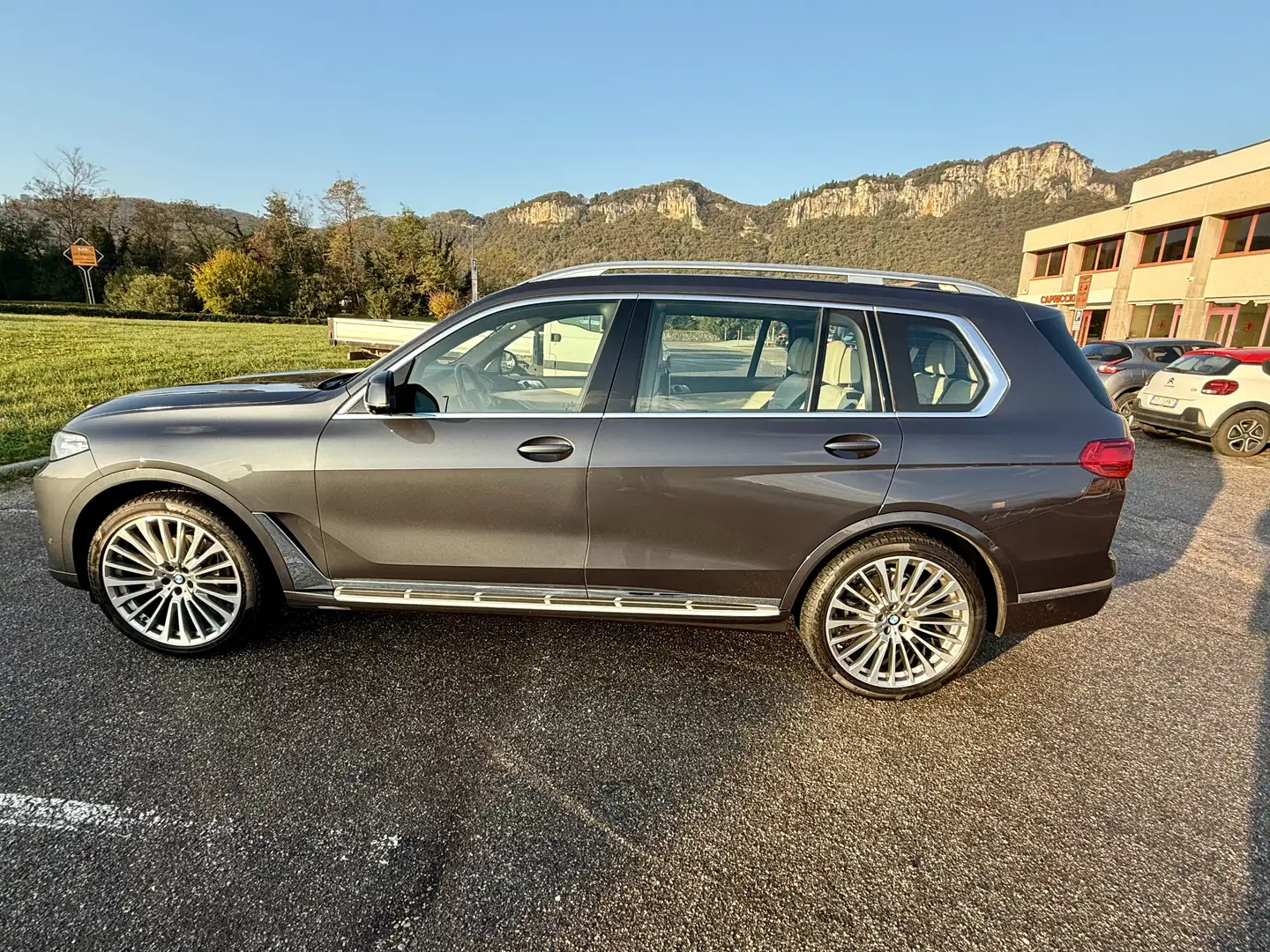 BMW X7 X7 xdrive30d Individual Composition auto 6p Grigio - 2
