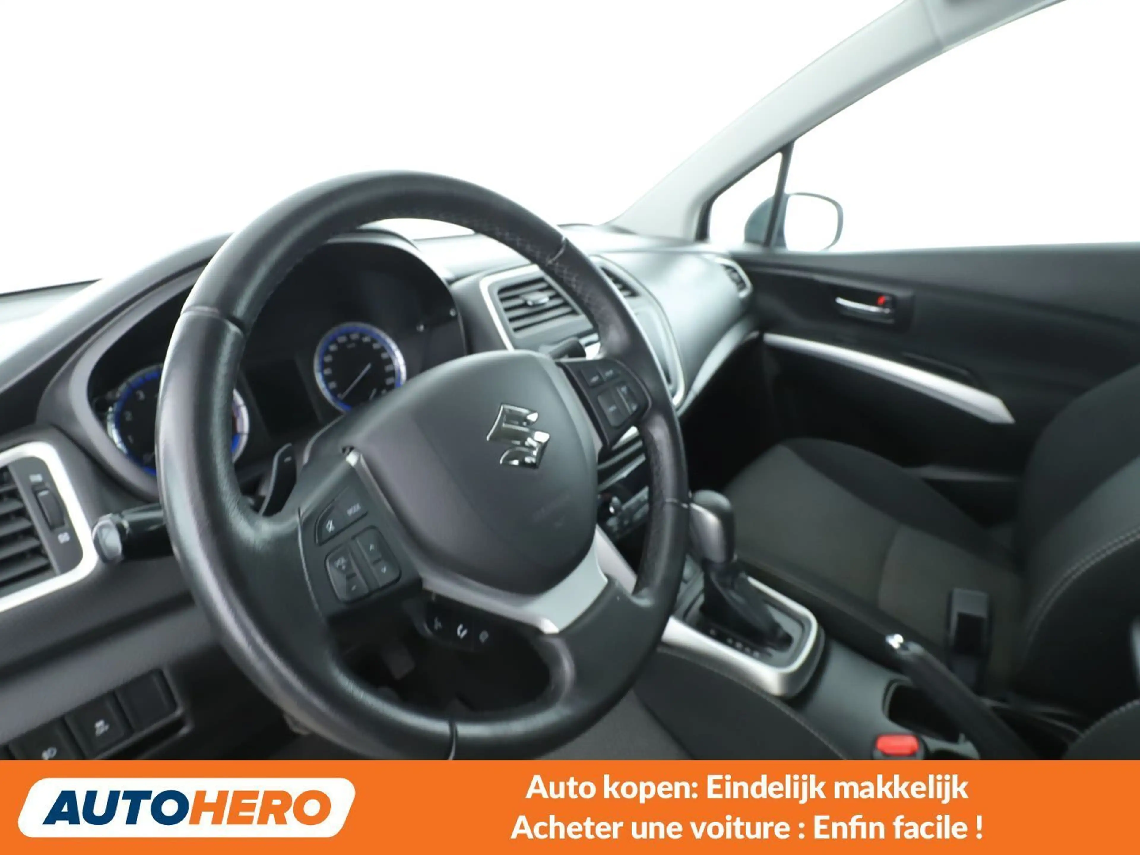 Suzuki SX4 1.6 Comfort — photo 14