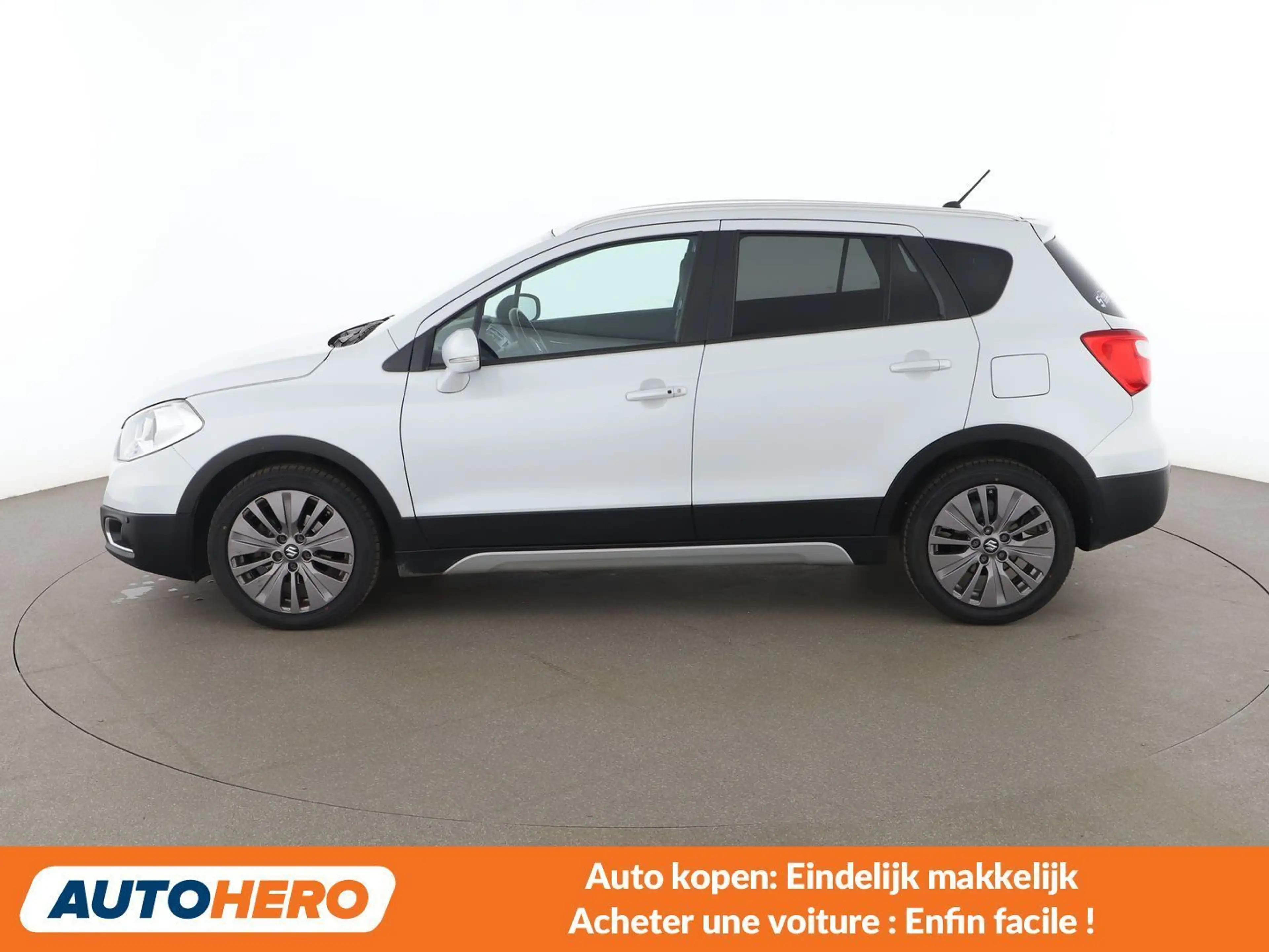 Suzuki SX4 1.6 Comfort — photo 3