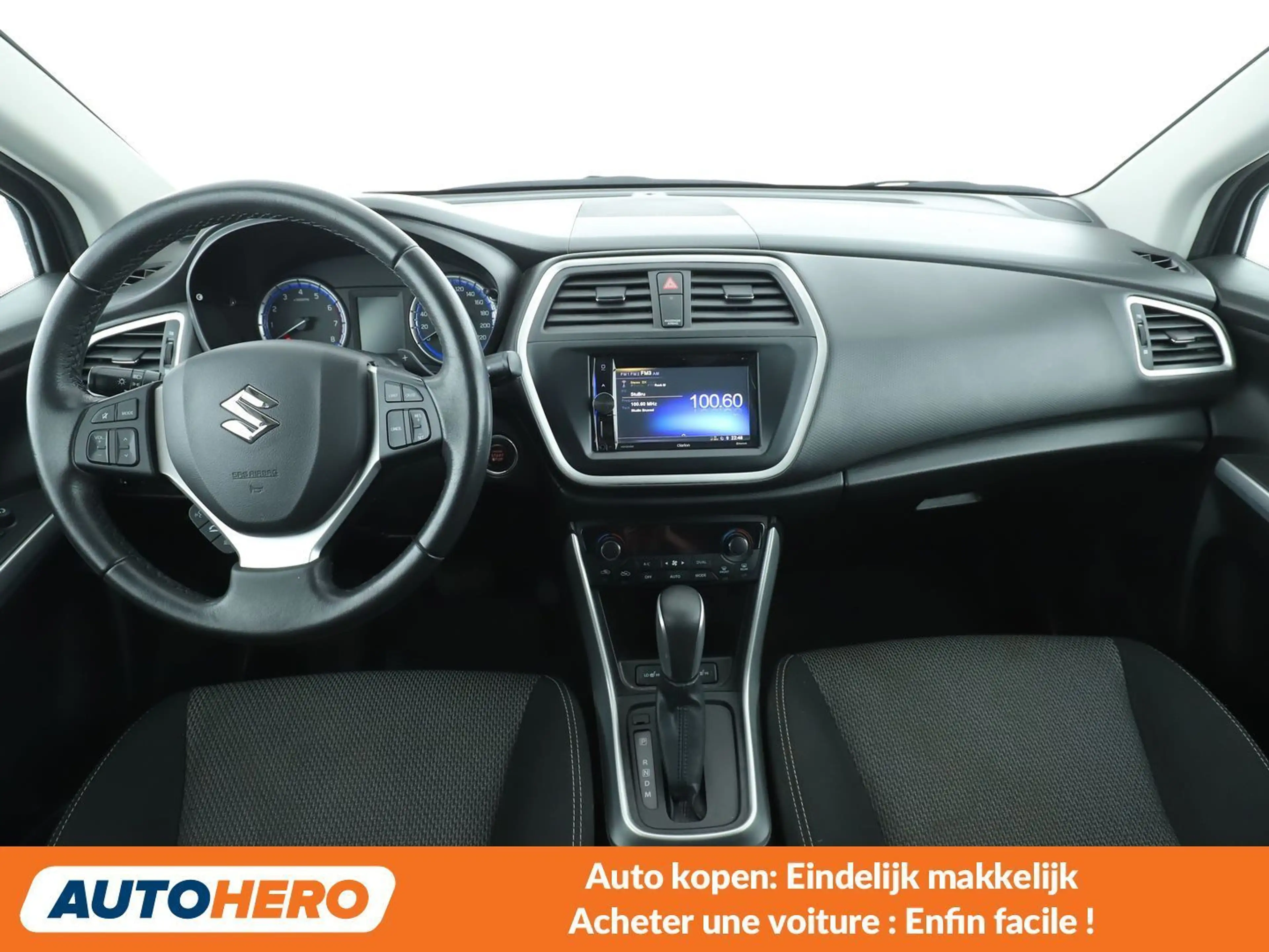 Suzuki SX4 1.6 Comfort — photo 15