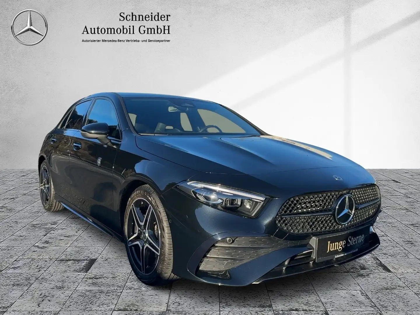 Mercedes-Benz A 180 d Kompaktlimousine Österreich-Edition Schwarz - 2