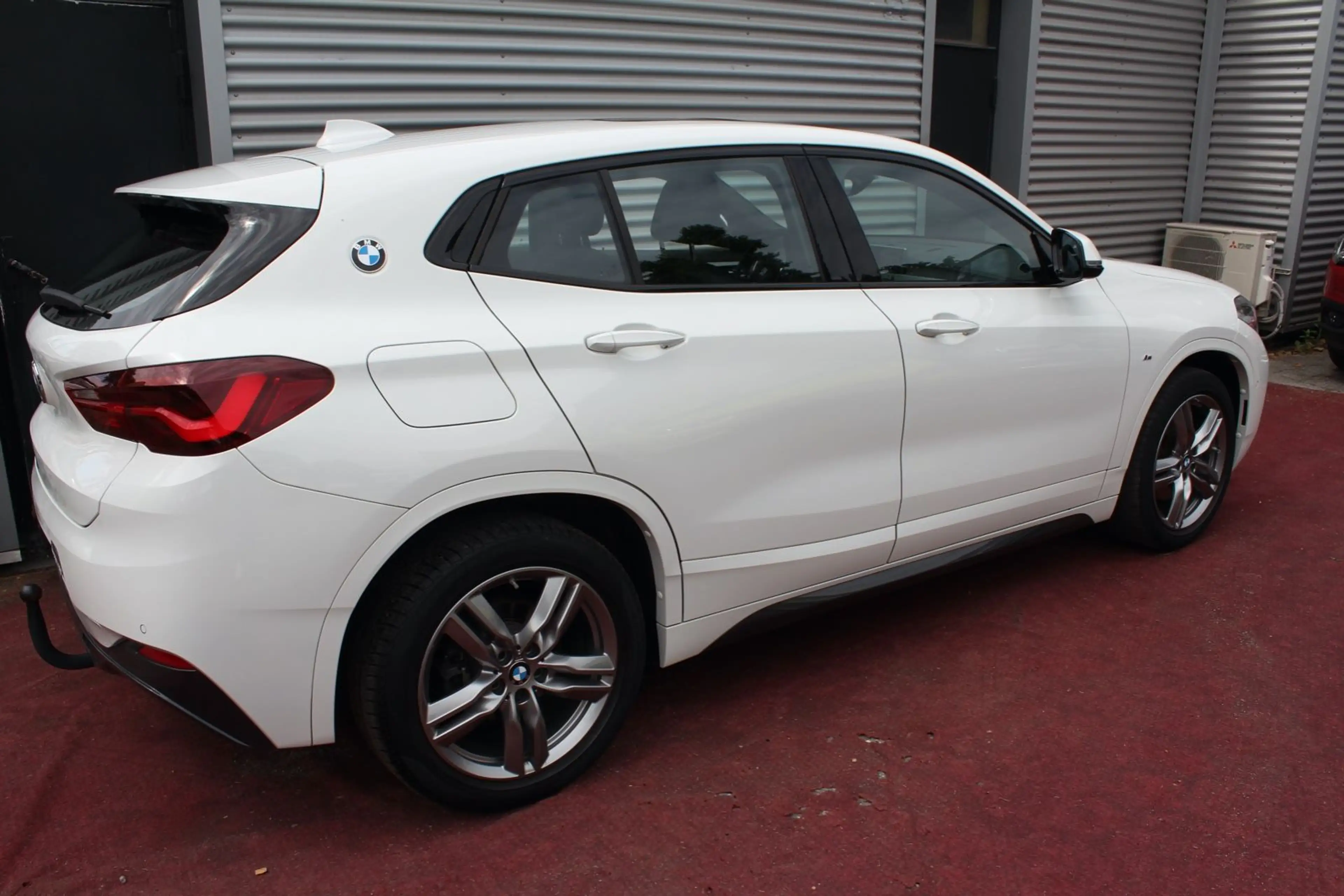 BMW X2 sDrive 18 i M SPORT KLIMA NAVI PANORAMADACH — photo 15