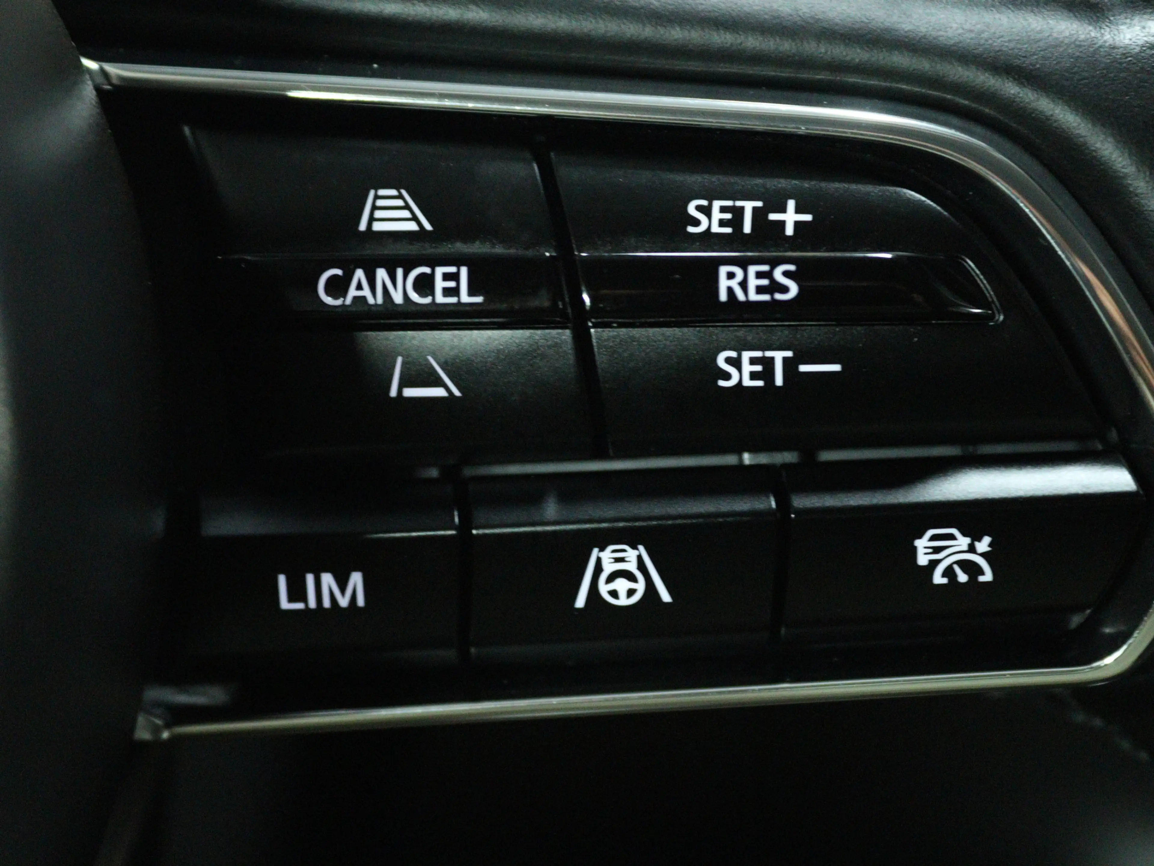 Mazda CX-60 2.5 e-SkyActiv PHEV Homura — photo 13