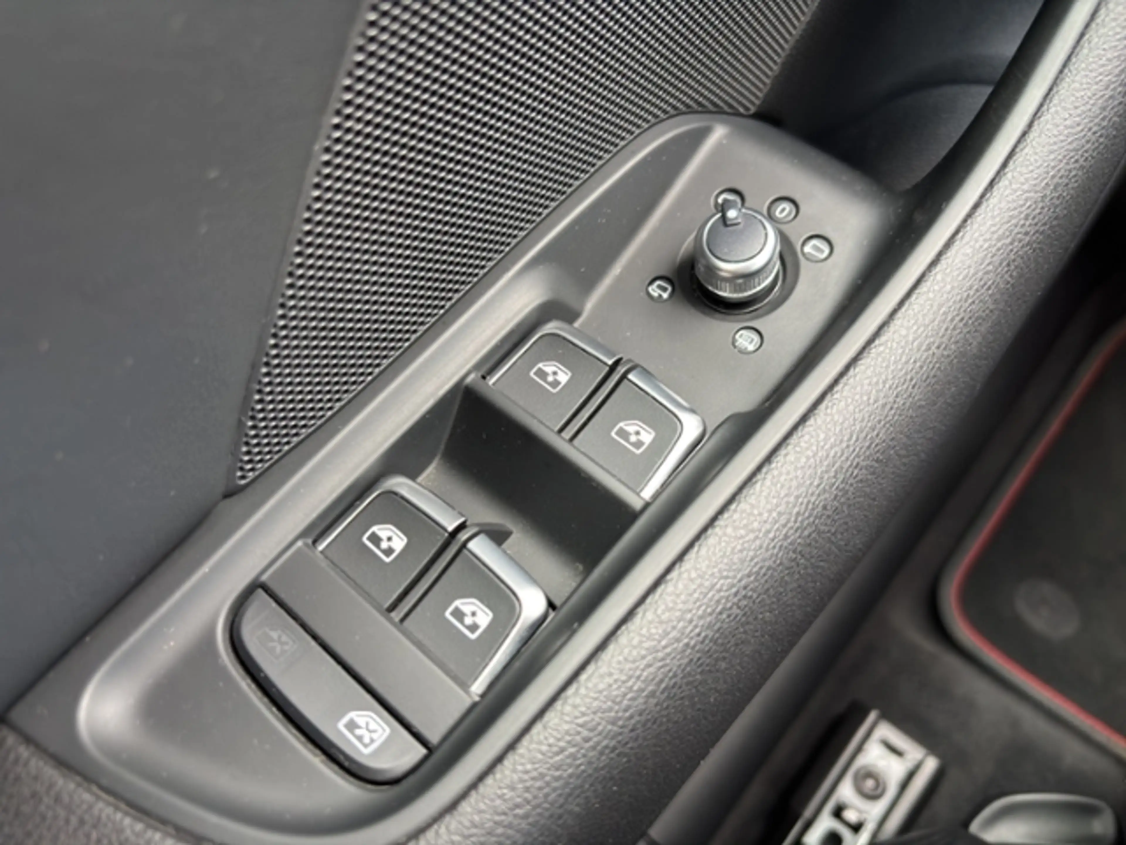Audi S3 Sportback TFSI 221(300) kW(PS) S tronic — photo 11