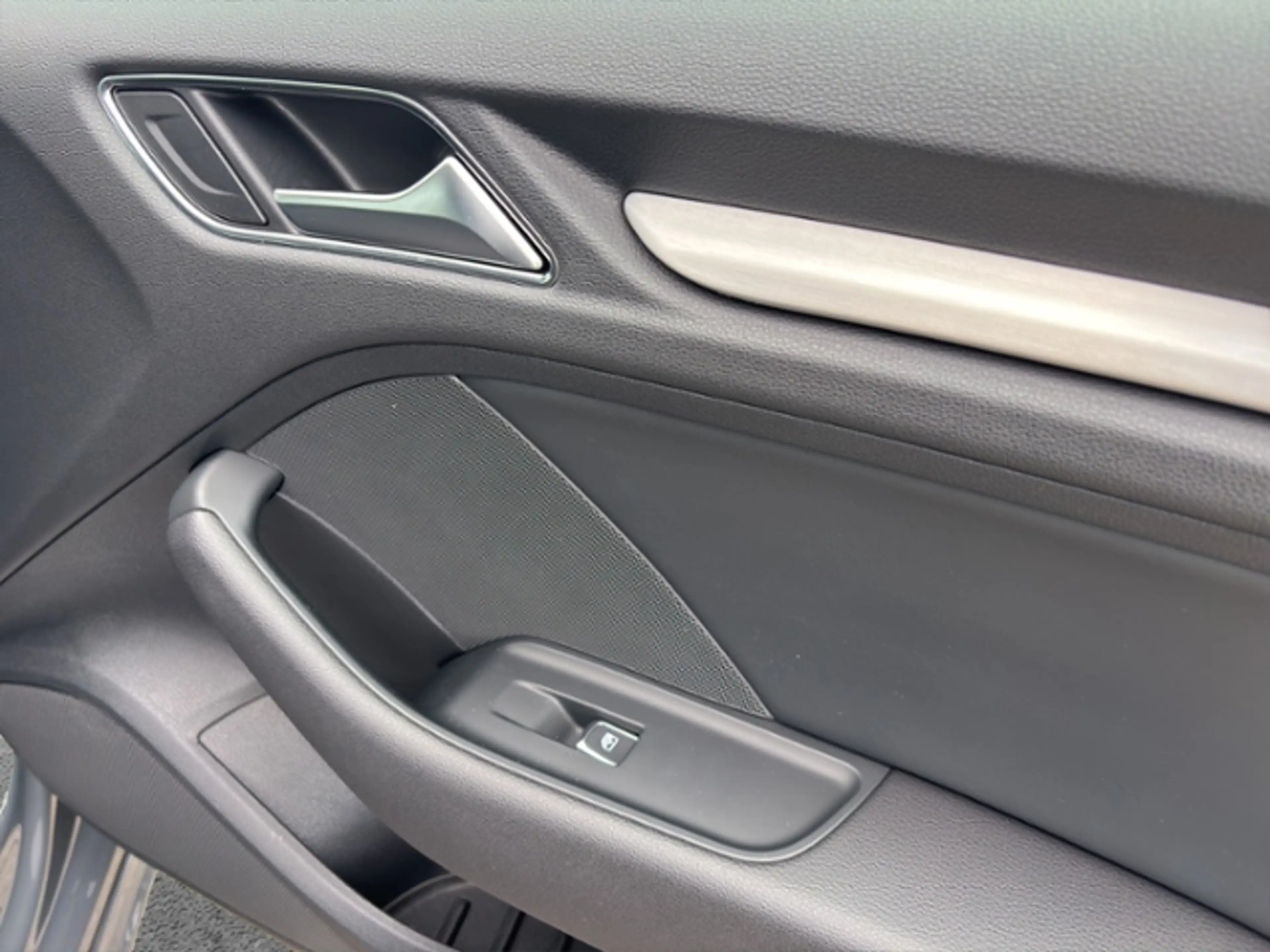 Audi S3 Sportback TFSI 221(300) kW(PS) S tronic — photo 14