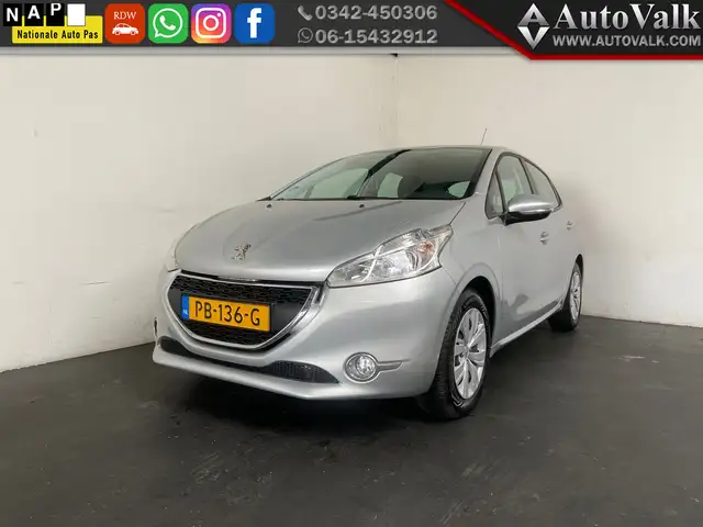 Peugeot 208 1.2 VTi Allure, Clima, Cruise!