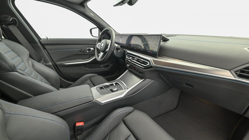 BMW 330 e xDrive — photo 9