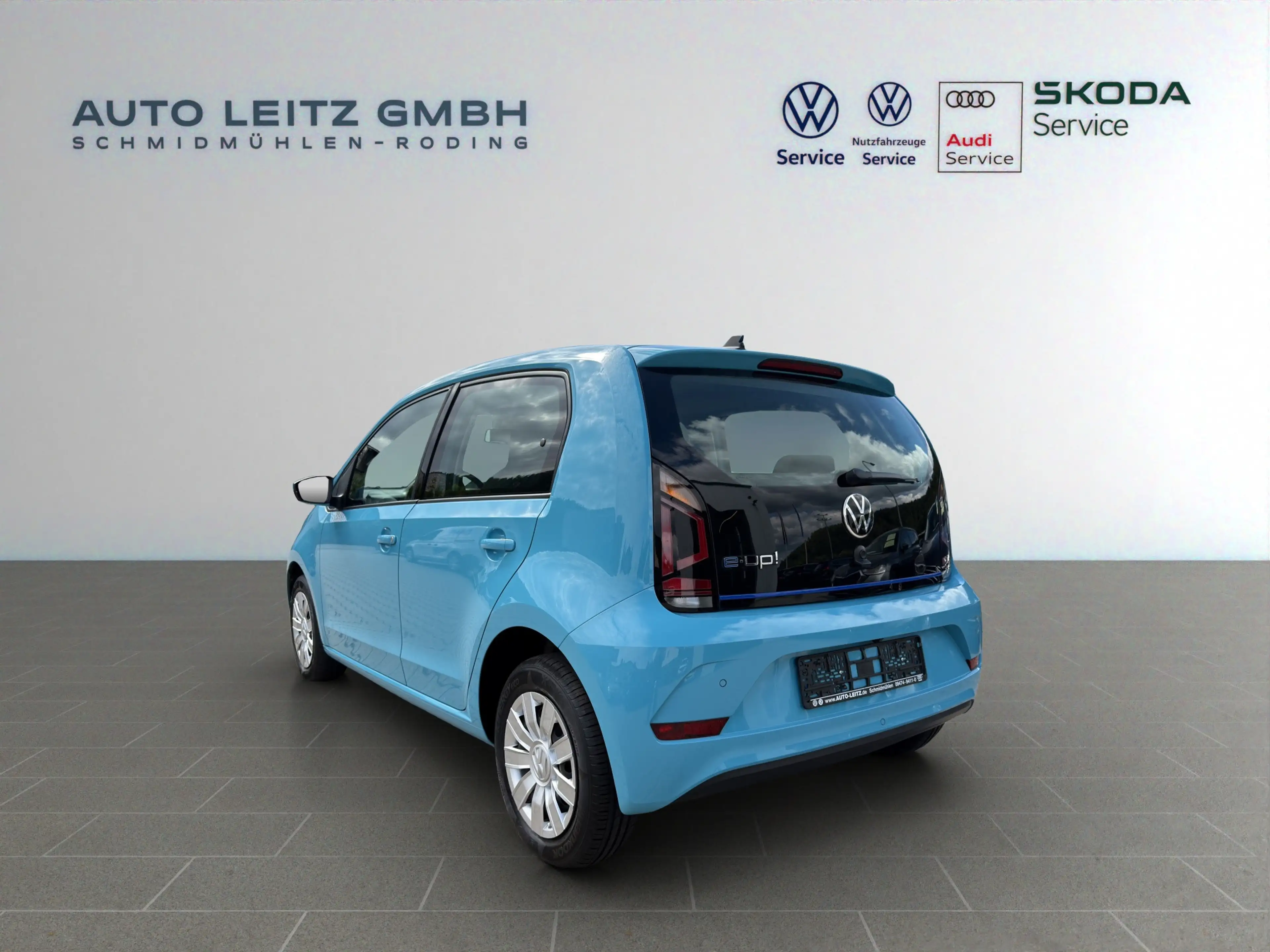 Volkswagen e-up! move! CCS Kamera PDC GRA CompPhone DAB — photo 5