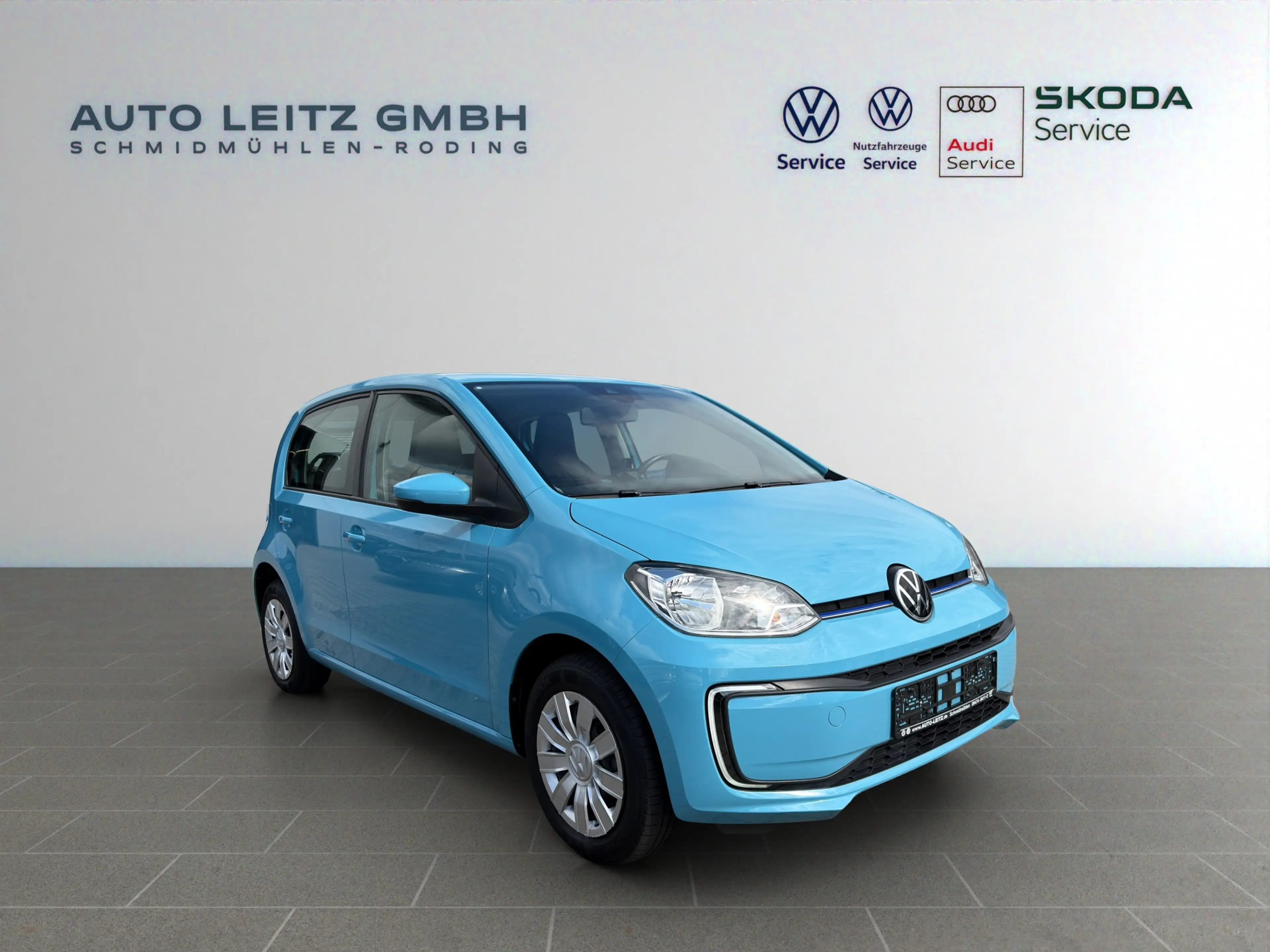 Volkswagen e-up! move! CCS Kamera PDC GRA CompPhone DAB — photo 8