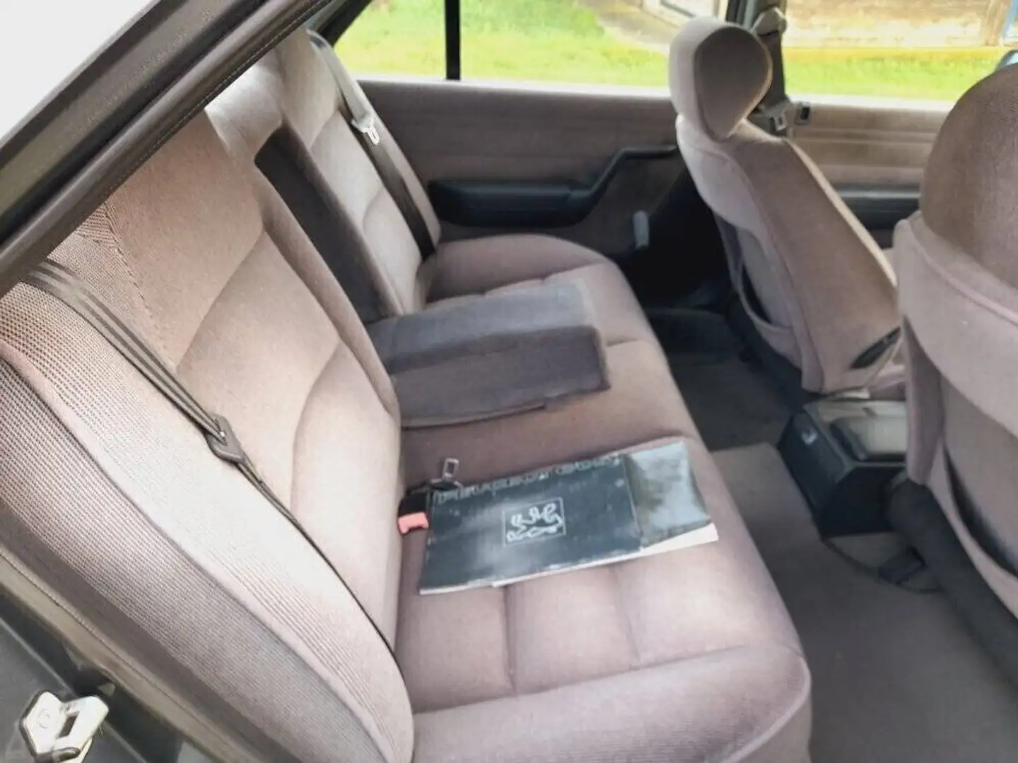 Peugeot 605 2.0 SRI Gris - 2