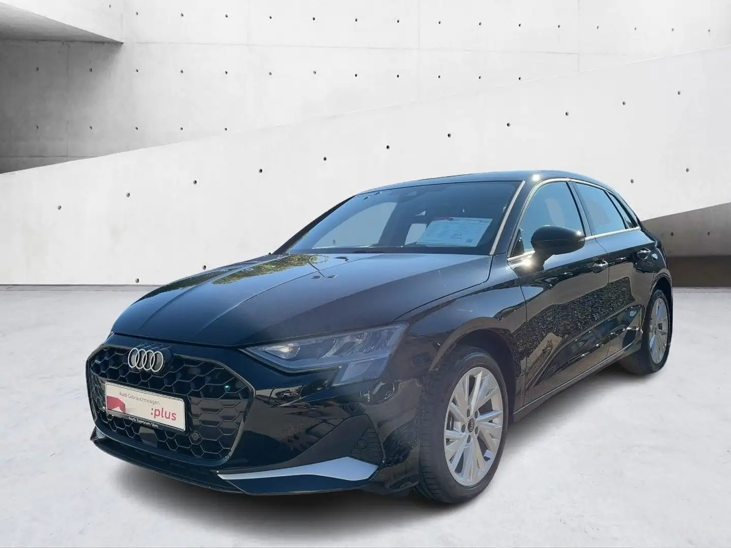 Audi A3 advanced 30 TFSI AHK NAV+ VIRTUAL Schwarz - 2
