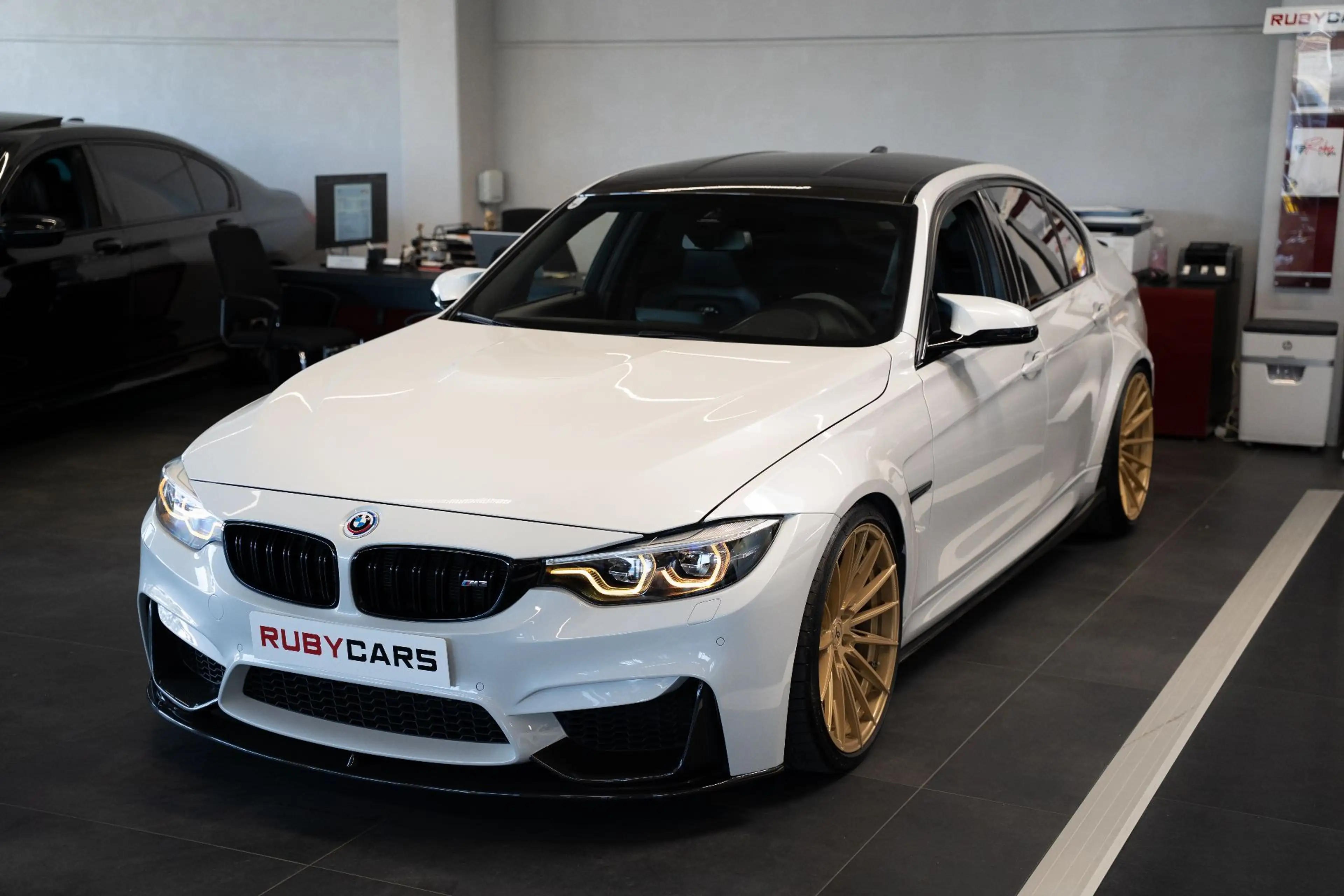 BMW M3 3er - F80 M3 DKG CARBON / YIDO / M Performance — photo 2