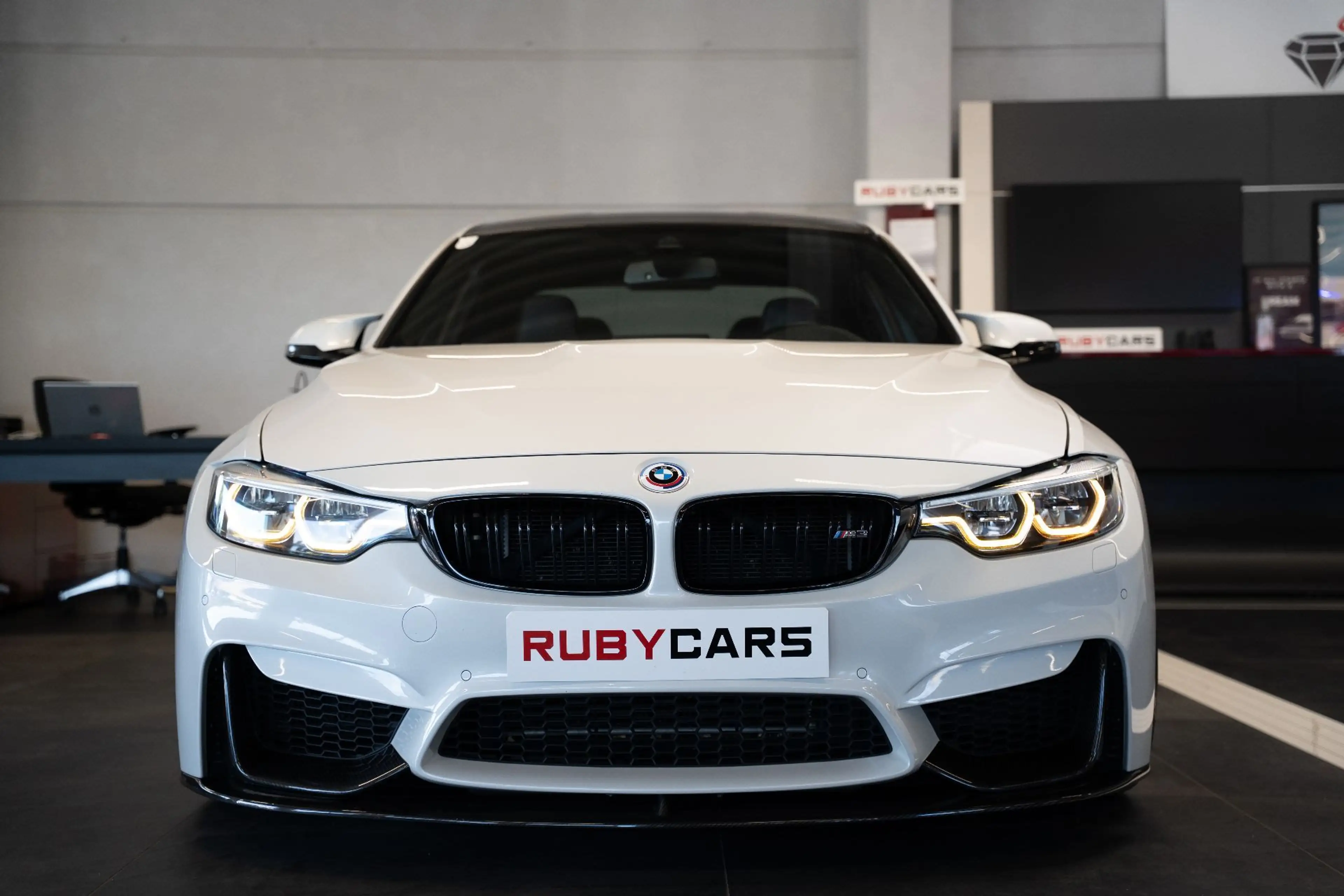 BMW M3 3er - F80 M3 DKG CARBON / YIDO / M Performance — photo 4