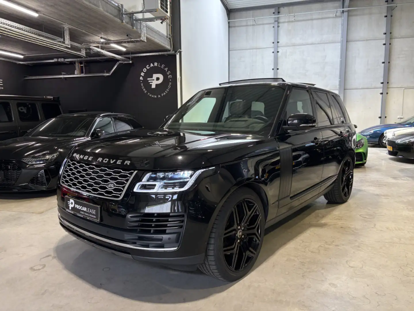 Land Rover Range Rover 4.4 SDV8 VOGUE/PANORAMA/AHK/STHZ/22'/VOLL Noir - 1