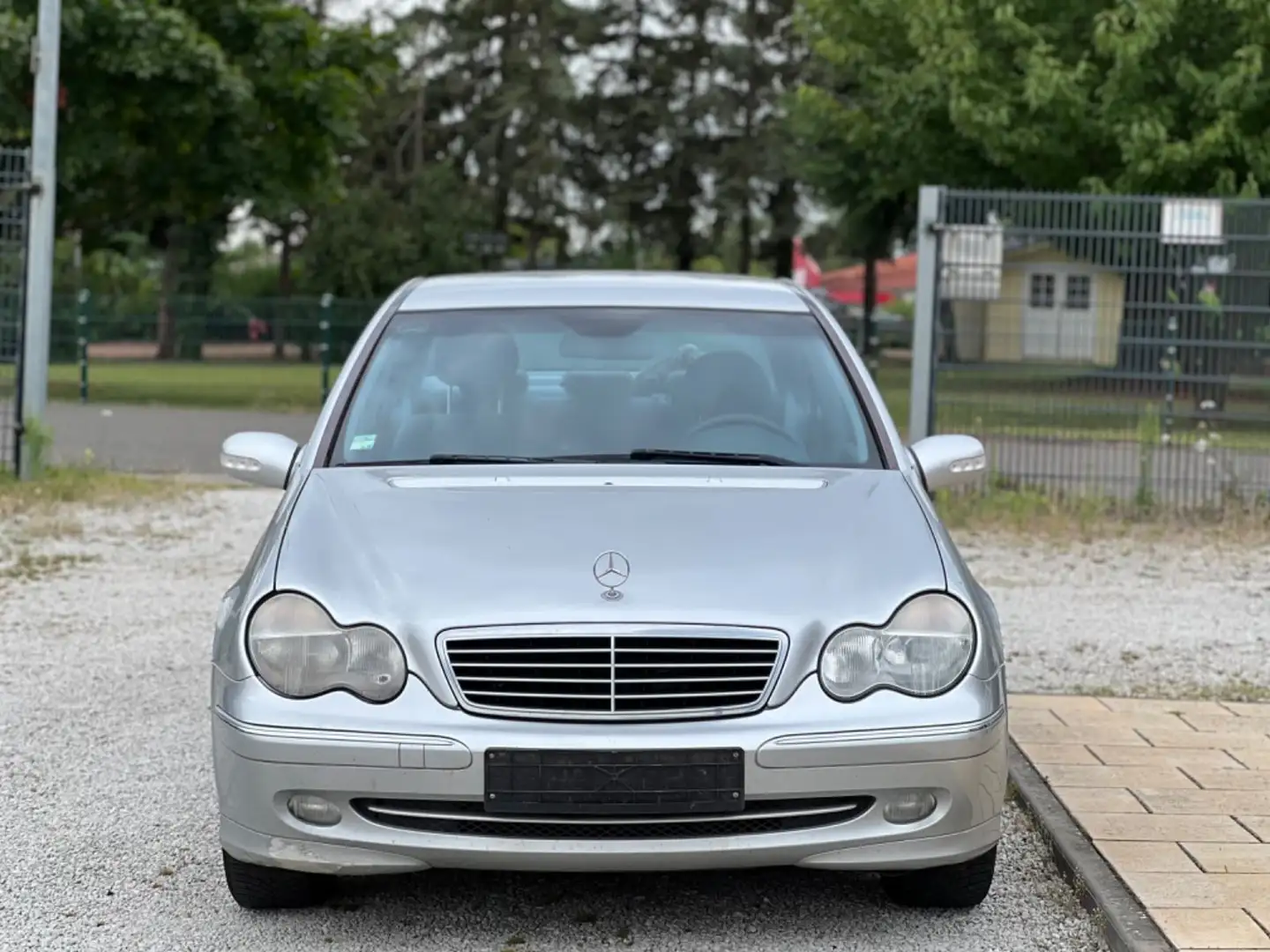 Mercedes-Benz C 180 C -Klasse Lim. C 180 Kompressor Avantgarde Silber - 1