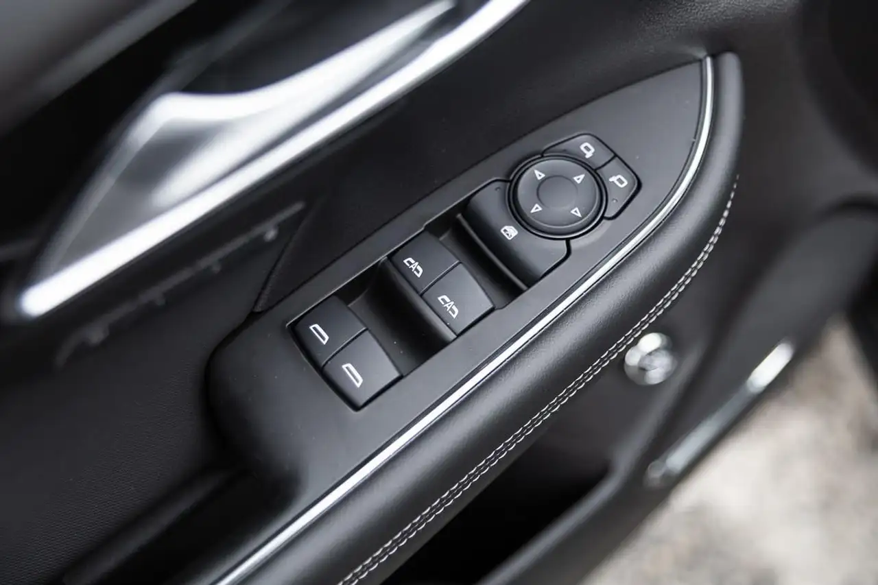 Buick Envision снимка Buick Envision