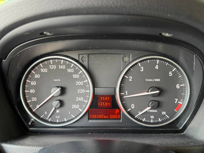 BMW 320 🟩2.0 ESSENCE 170CV - AUTOMATIQUE - GPS - AIRCO — photo 8