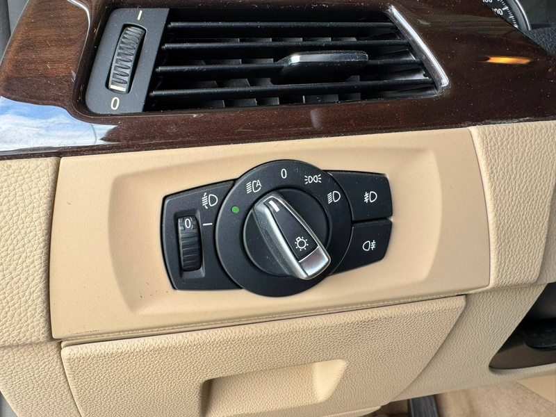 BMW 320 🟩2.0 ESSENCE 170CV - AUTOMATIQUE - GPS - AIRCO — photo 15