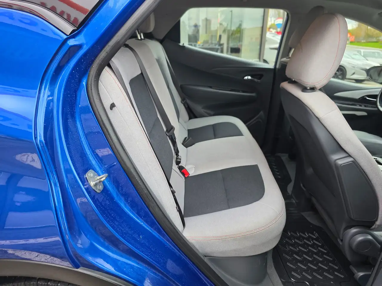 Chevrolet Bolt снимка Chevrolet Bolt
