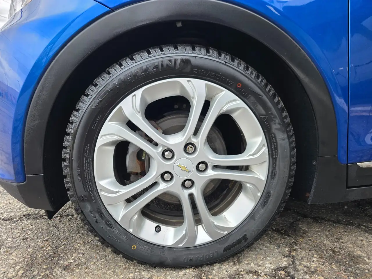 Chevrolet Bolt снимка Chevrolet Bolt