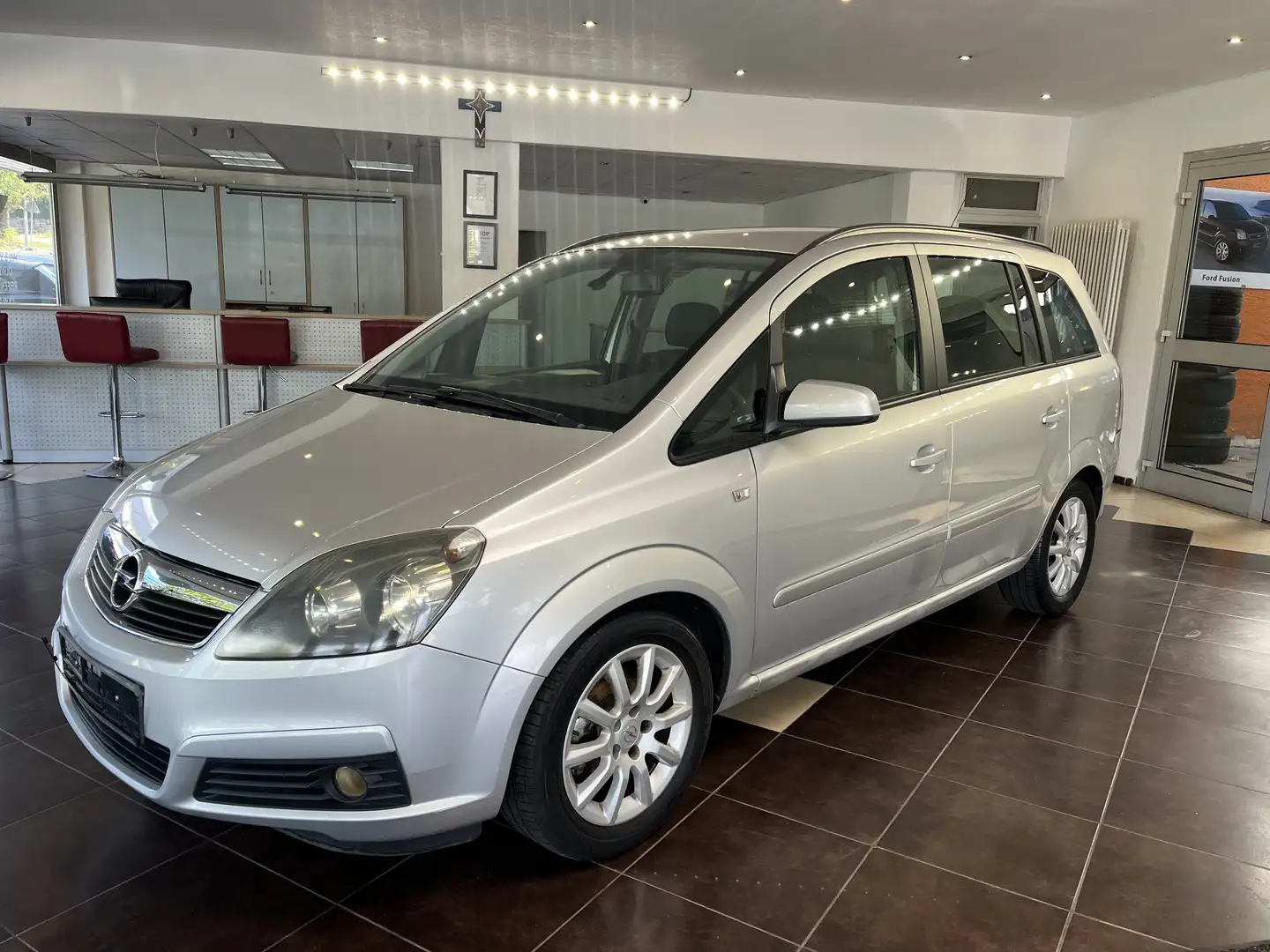 Opel Zafira Edition*AHK* TPM*7 Sitzter*Top Gepflegt Silber - 1