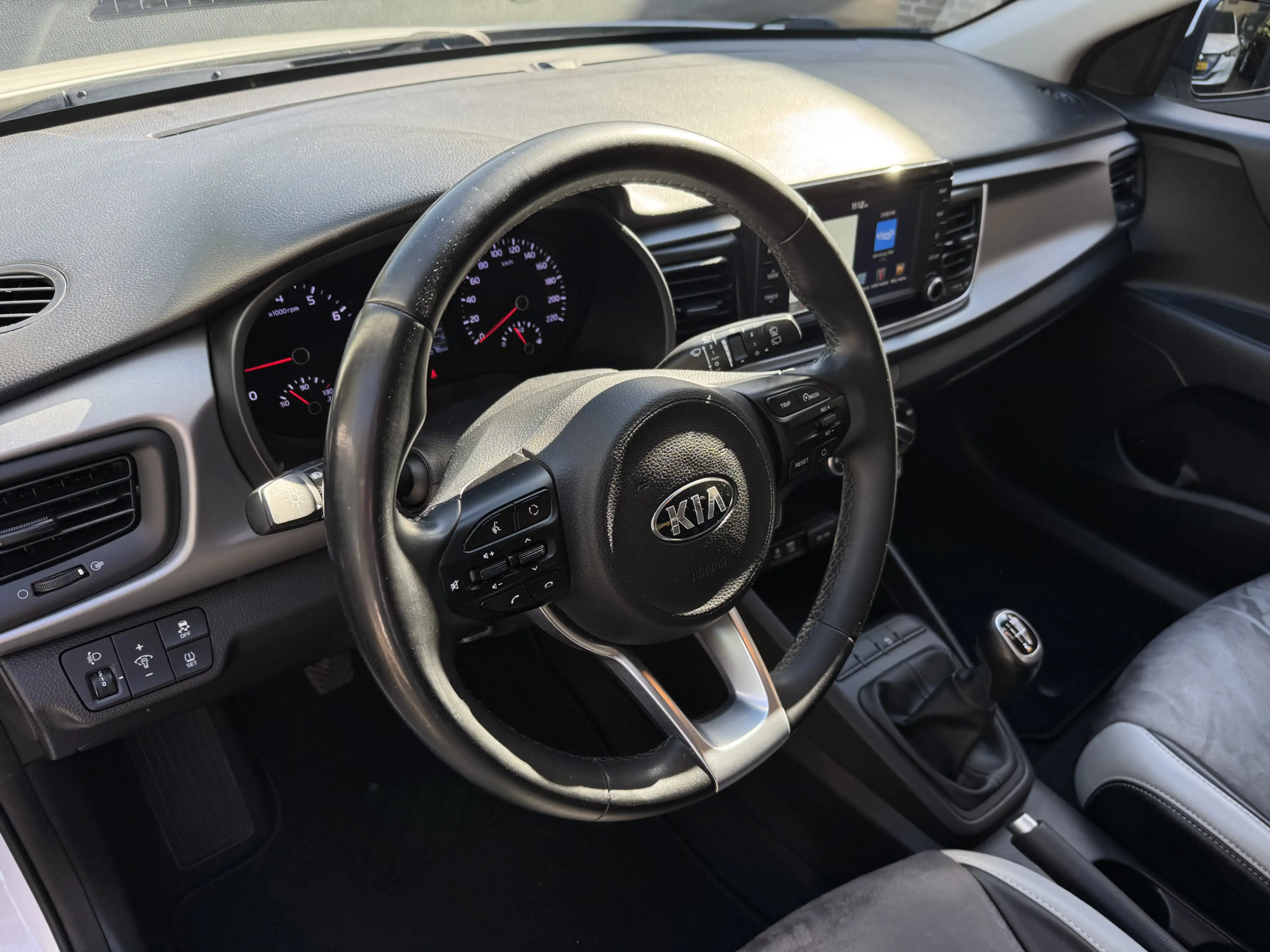 Kia Rio 1.0 TGDI Design Edition Navi Airco Camera Carplay — photo 3