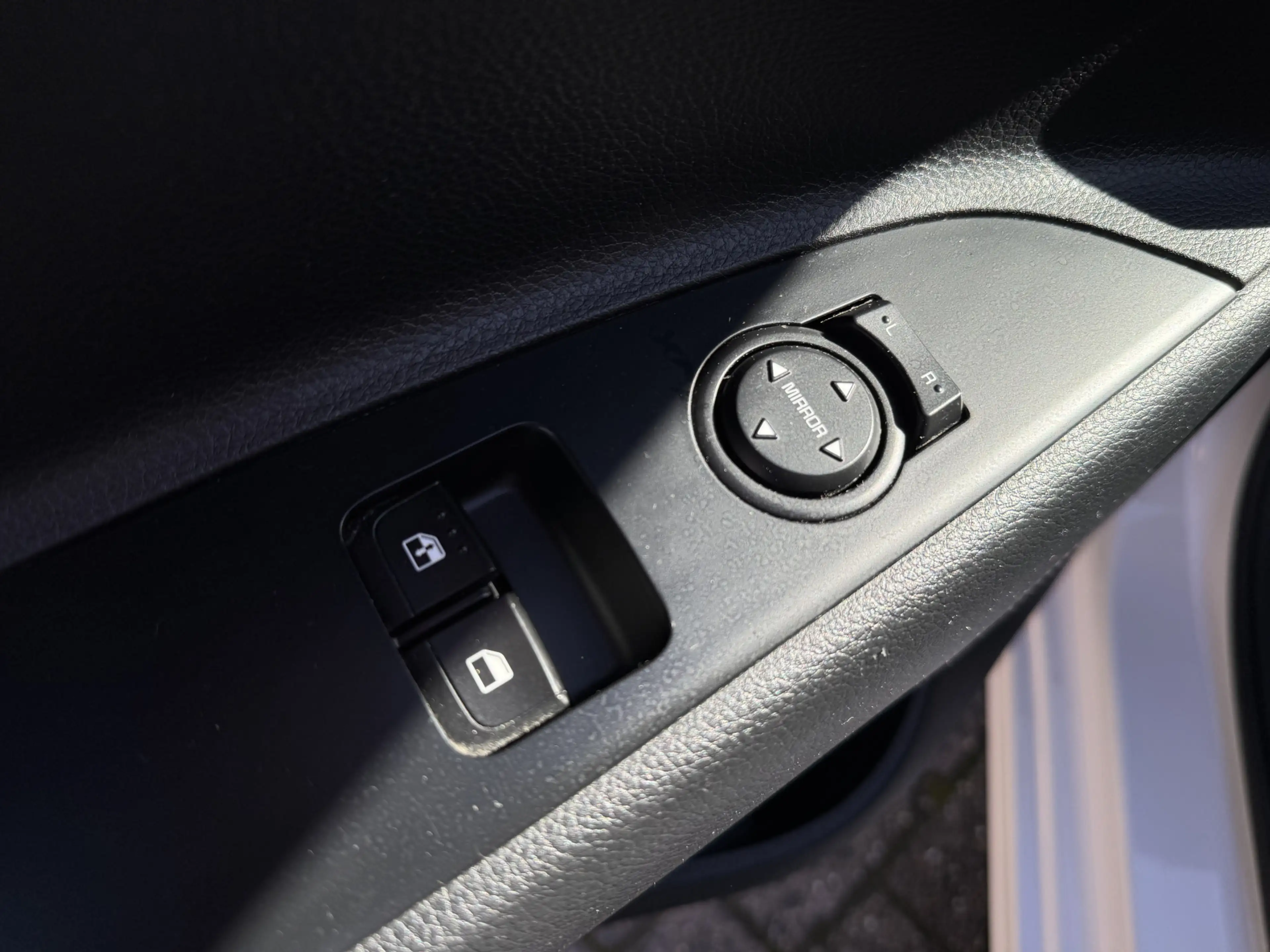 Kia Rio 1.0 TGDI Design Edition Navi Airco Camera Carplay — photo 20