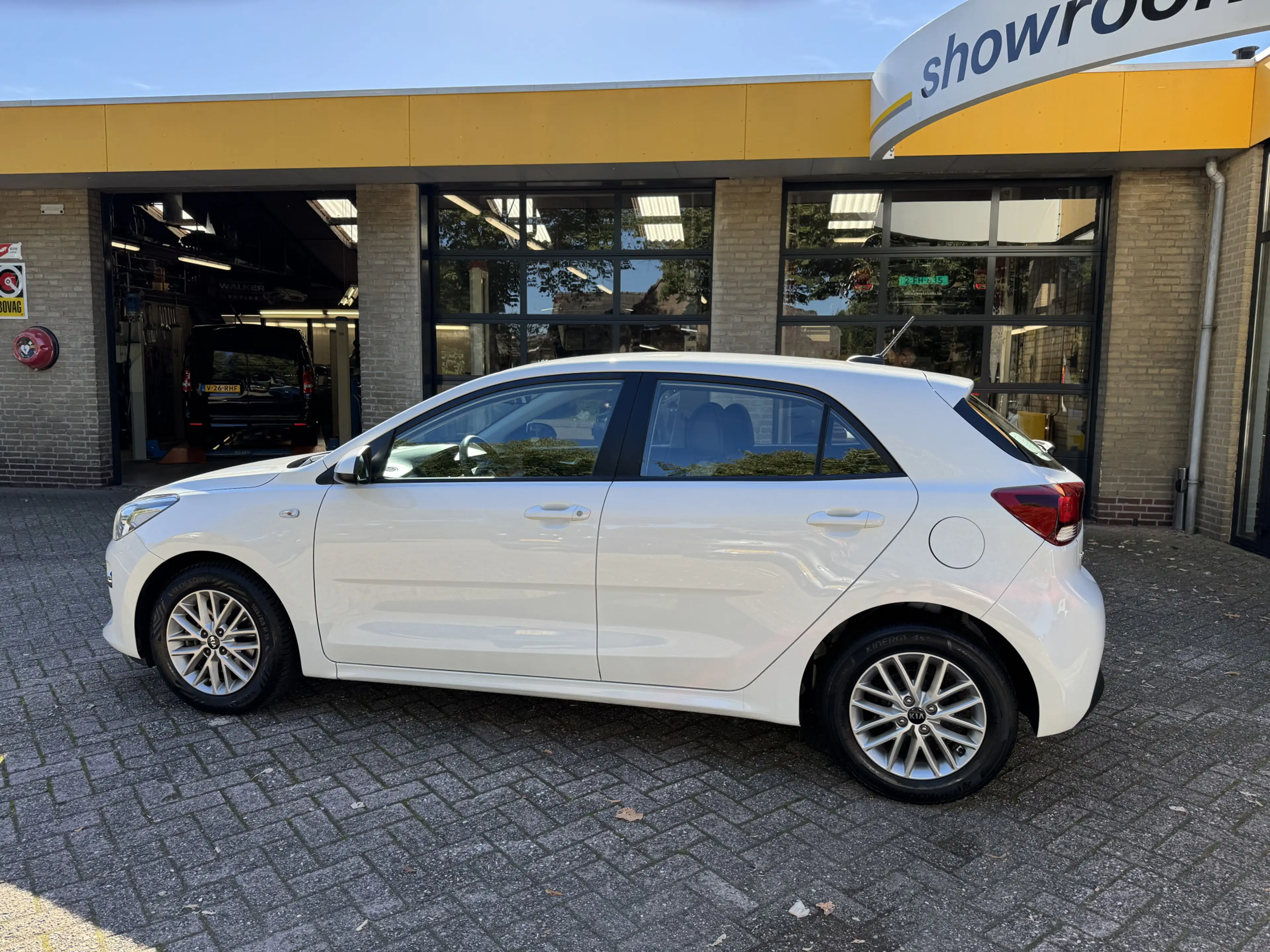 Kia Rio 1.0 TGDI Design Edition Navi Airco Camera Carplay — photo 17