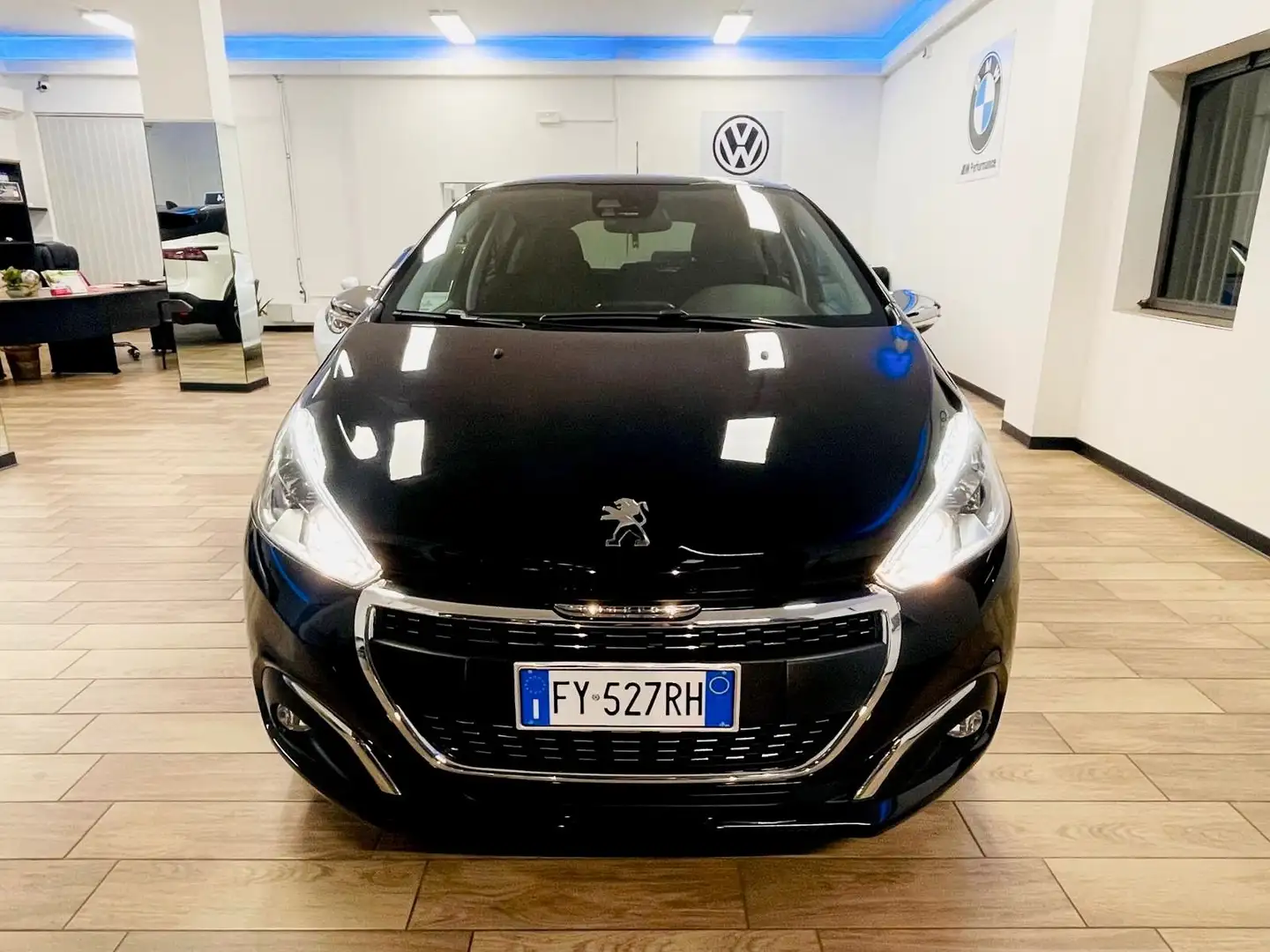 Peugeot 208 208 5p 1.5 Diesel bluehdi Signature 2019 Noir - 2
