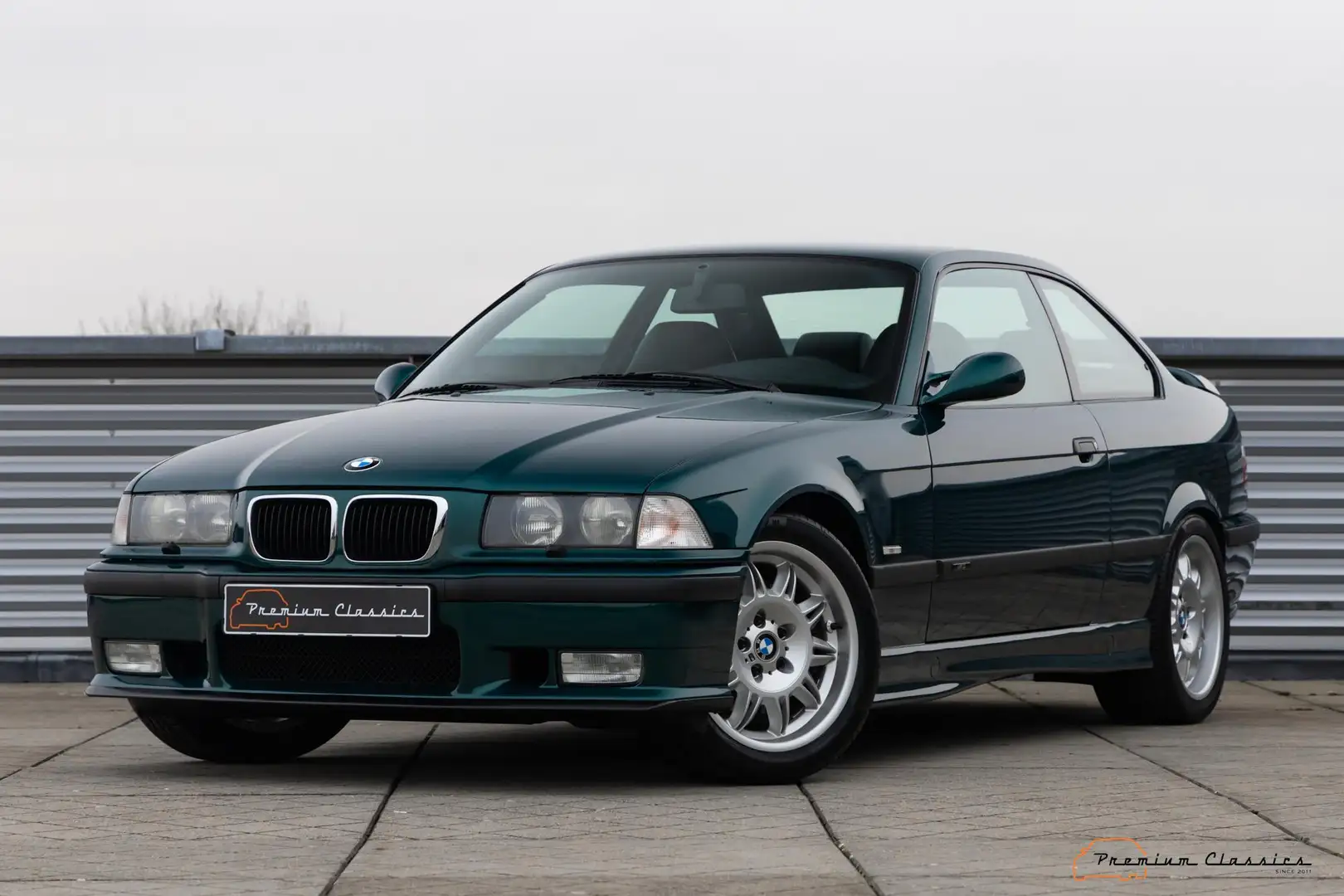 BMW M3 Coupé 3.2 6-Speed E36 | 86.000KM | 1st Swiss Owner Verde - 1