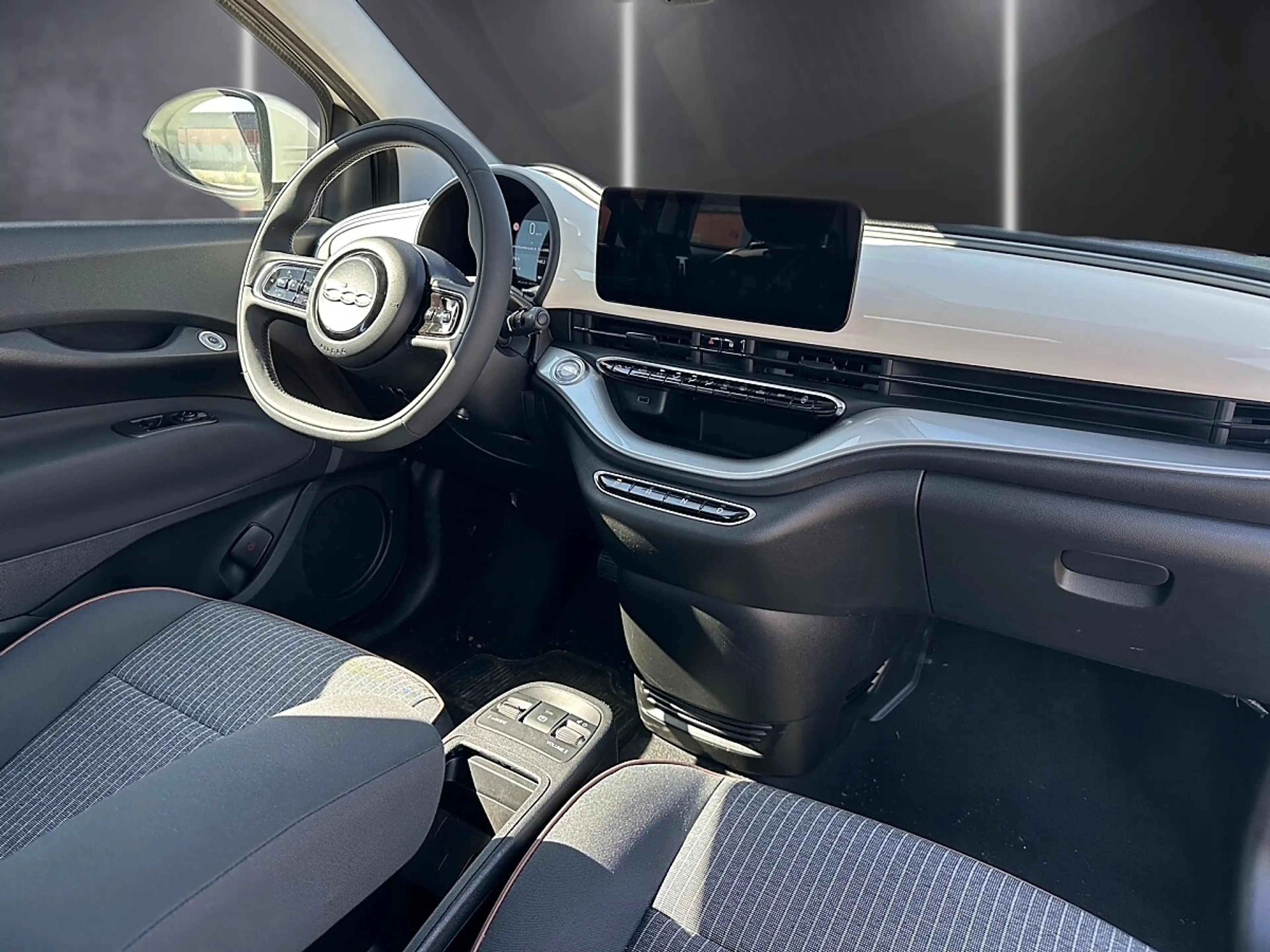 Fiat 500e 500 Elektro Icon 42 kWh / monatlich ab € 149,99 — photo 13