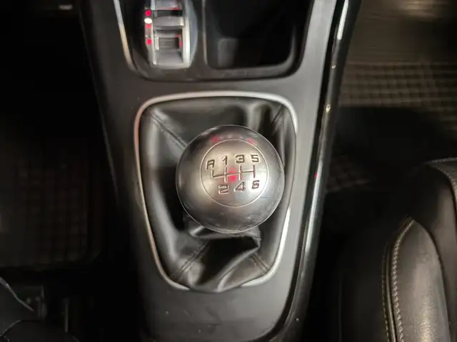 Alfa Romeo Giulietta view 16