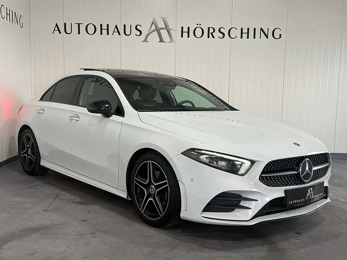 Mercedes-Benz A 180 d Limousine Blanco - 1