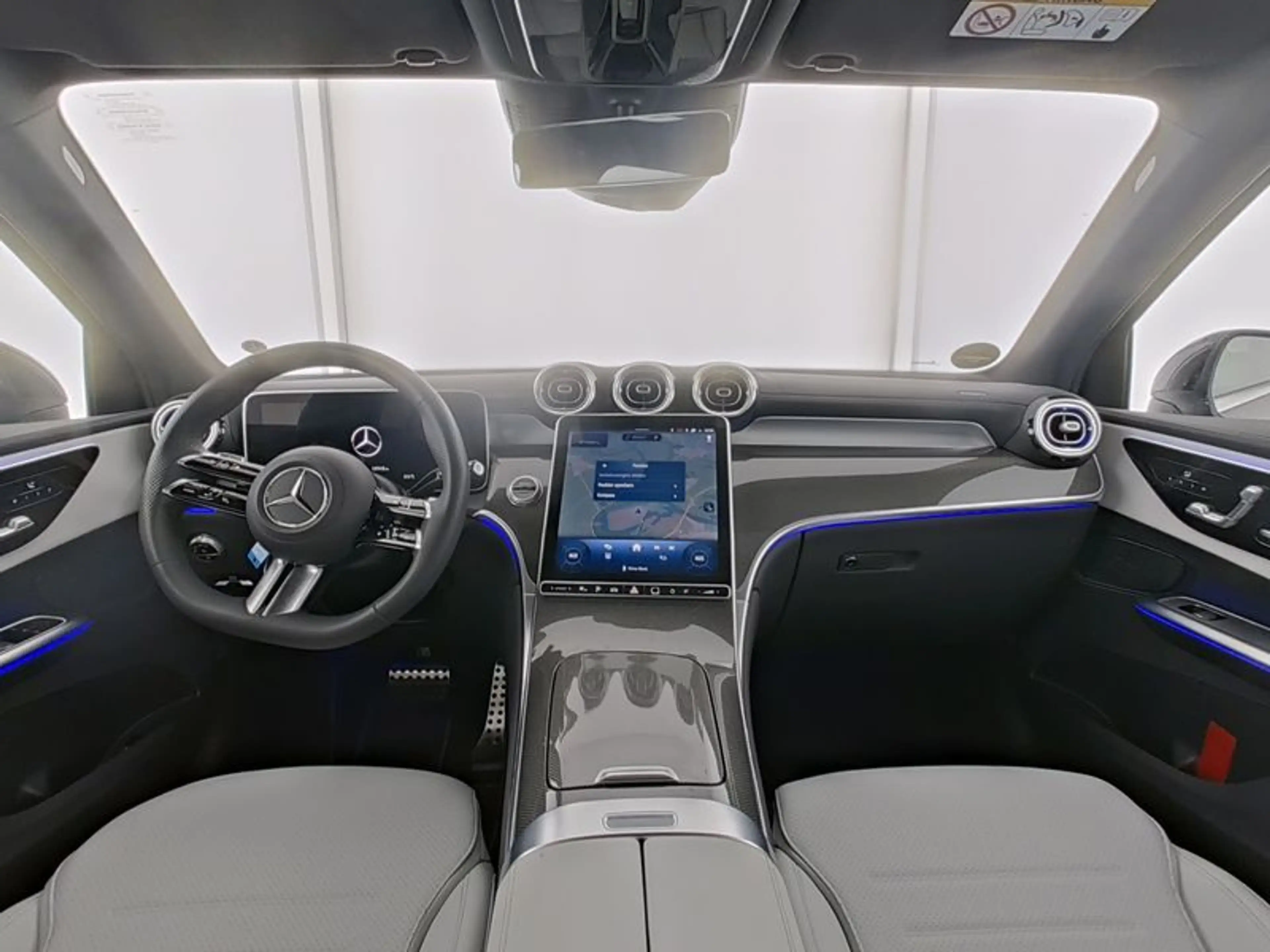 Mercedes-Benz GLC 300 e 4M AMG/Edition/Pano/AHK/Fahrassist+/20 — photo 6