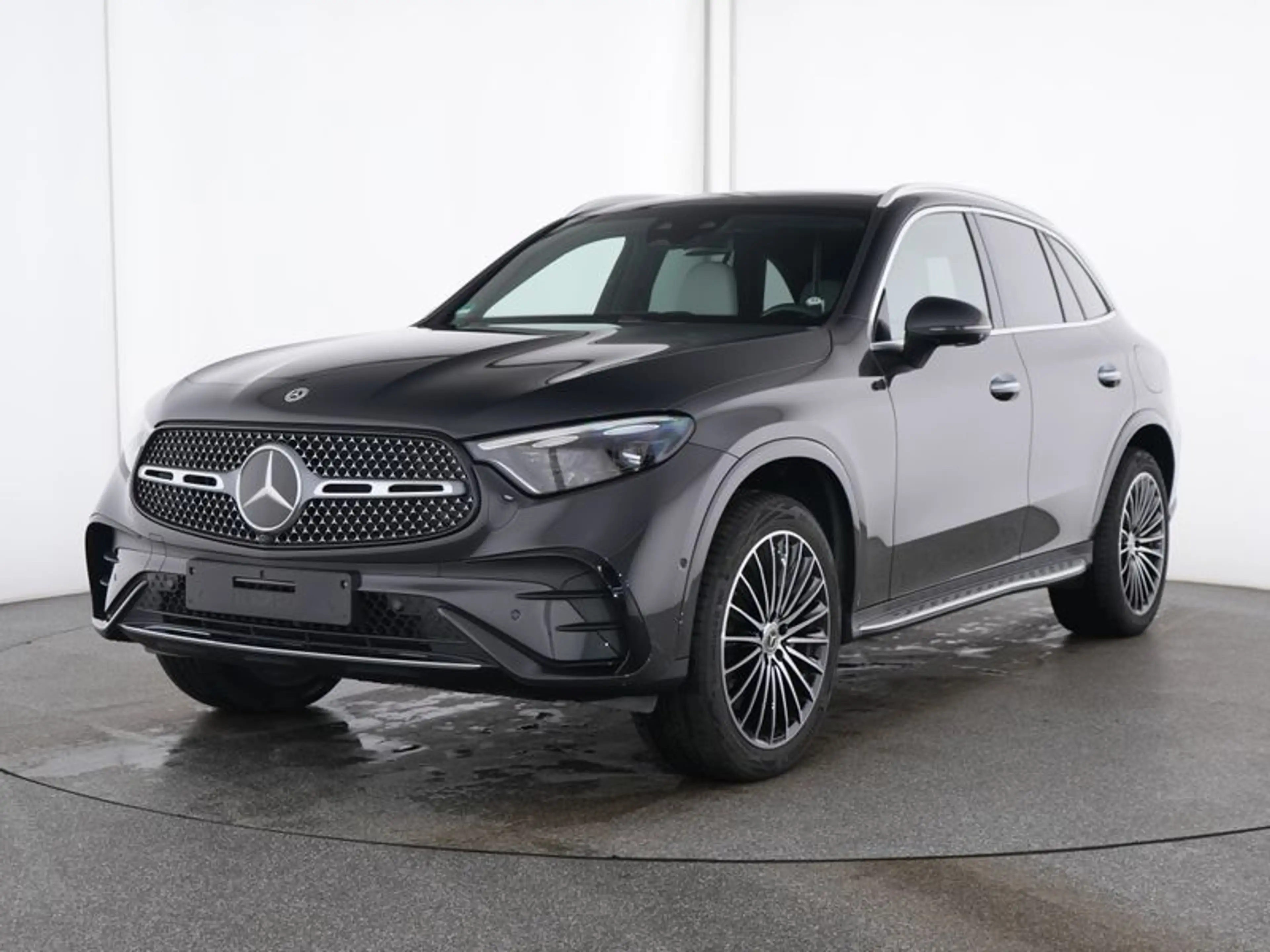 Mercedes-Benz GLC 300 e 4M AMG/Edition/Pano/AHK/Fahrassist+/20 — photo 2