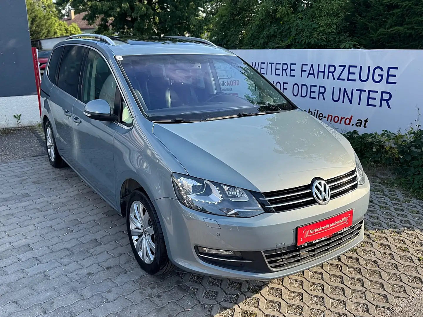 Volkswagen Sharan Sky BMT 2,0 TDI DPF 4Motion | 6% FIXZINS | 7 SI... Gris - 2