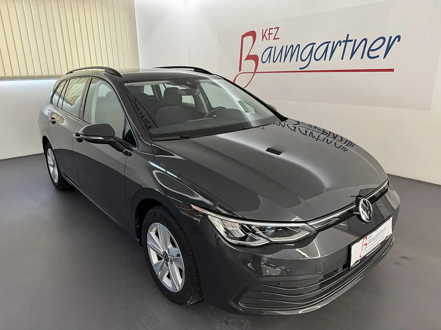 Volkswagen Golf Variant 2,0TDI DSG Life *LED*NAVI*ACC*AHK*Virtual Cockp... Grau - 1