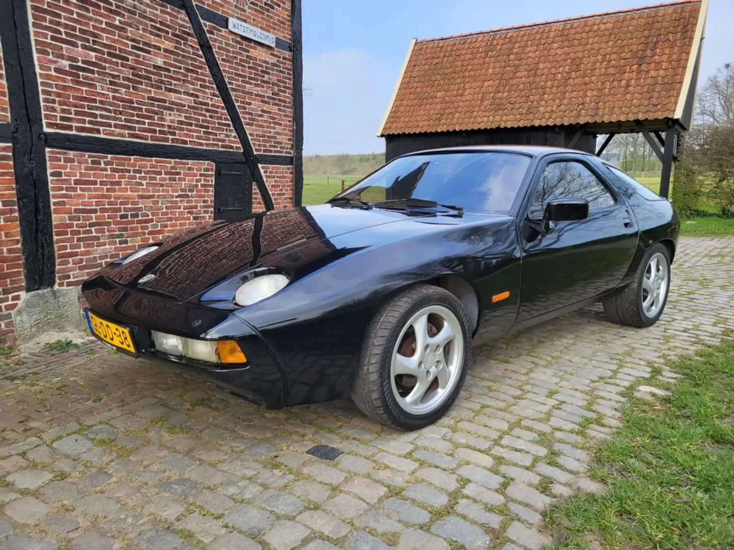 Porsche 928 handgeschakeld, met werk. Negro - 2