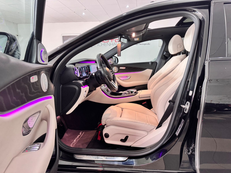 Mercedes-Benz E 220 d T  Amg Line — photo 14