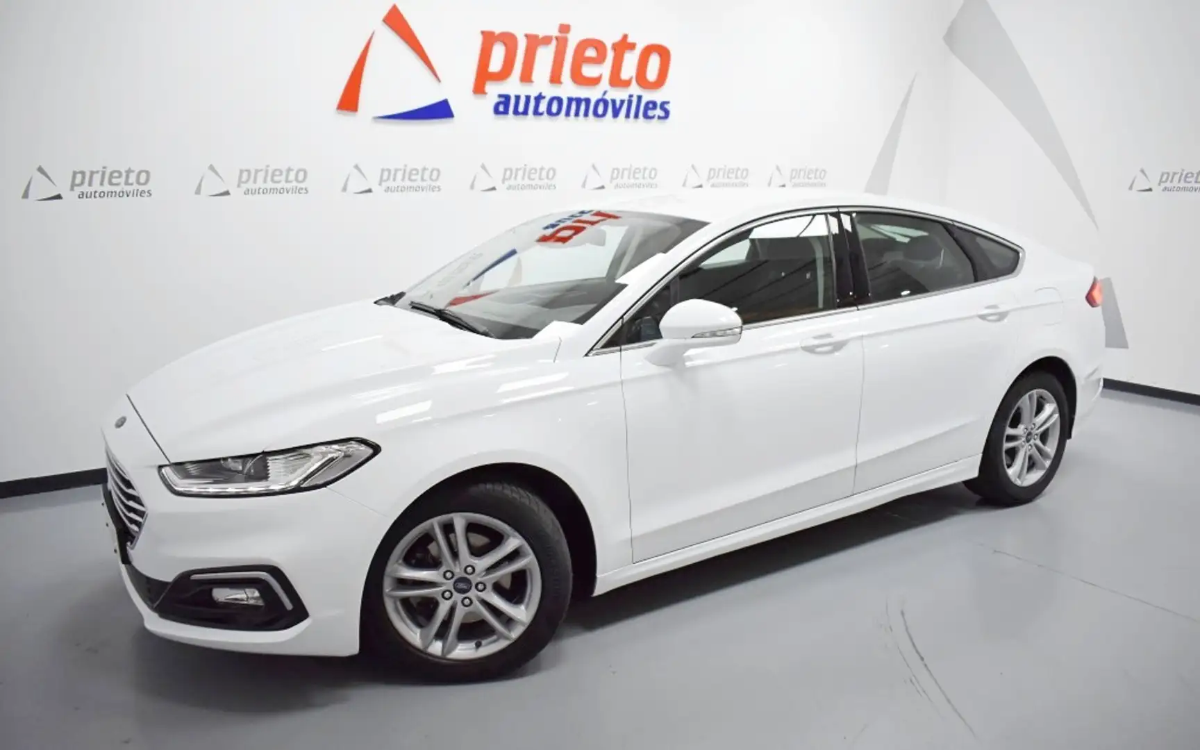Ford Mondeo 2.0TDCI Titanium PowerShift 150 Blanc - 1