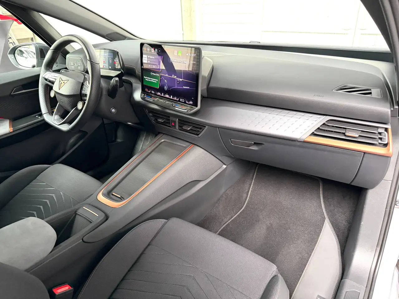 Cupra Born 60/63kWh eBoost 170KW SOH100% 360°CAMERA*CARPLAY*DAB*NAVI*ACC*BLIS*LANE ASSIST*LED*AC2ZONE, миниатюра 12